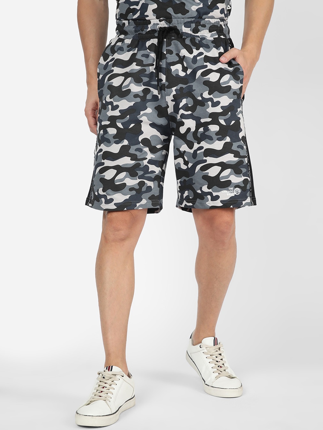 

R&B Men Mid-Rise Camouflage Printed Casual Cotton Shorts, Blue