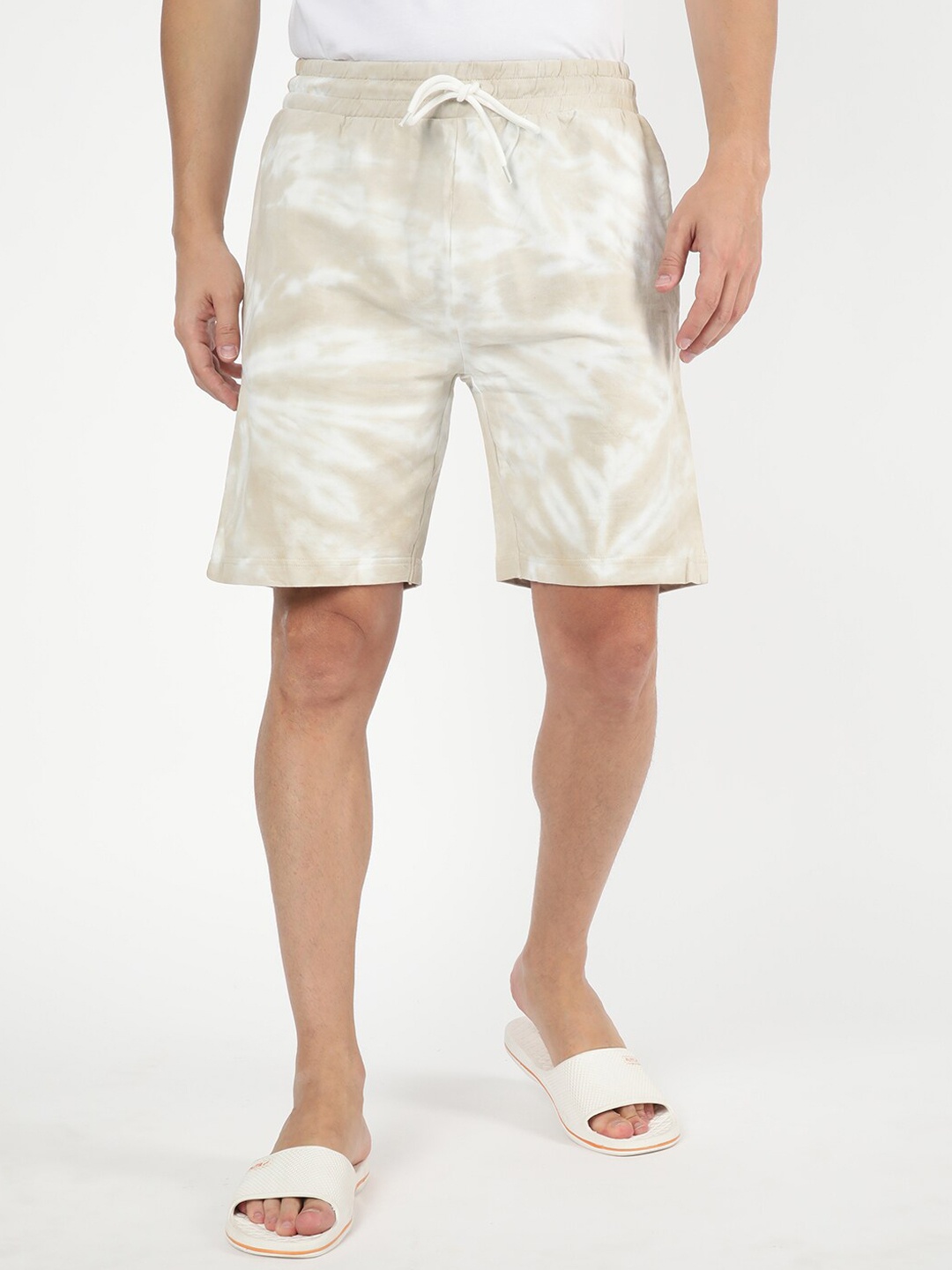 

R&B Men Mid-Rise Tie & Dyed Casual Cotton Shorts, Beige