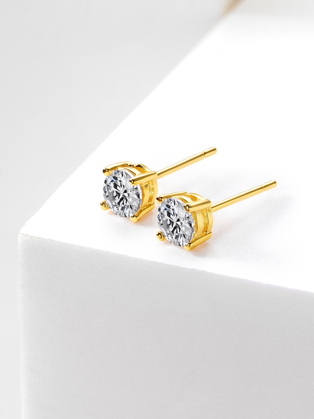 

Peora Gold-Plated Contemporary Cubic Zirconia Studded Studs Earrings