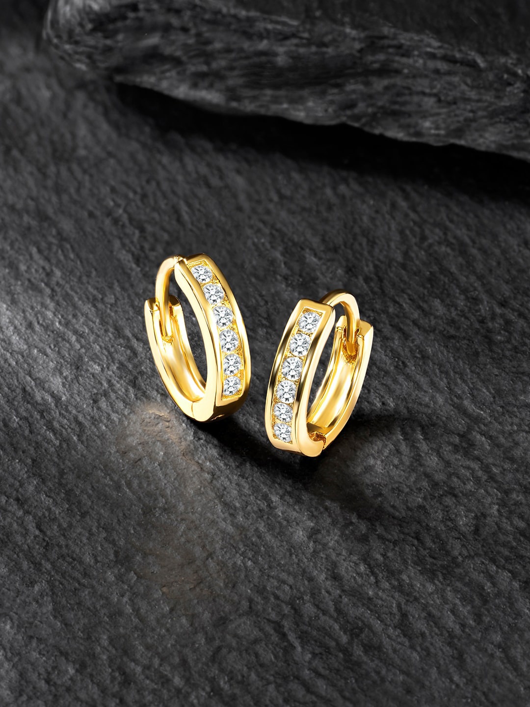 

Peora Gold-Plated Contemporary Hoop Earrings