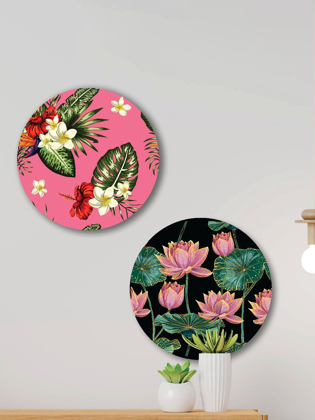 

SAF Pink & Black 2 Pieces Tropical Leaves Round Shape Framed Painting Wall Art