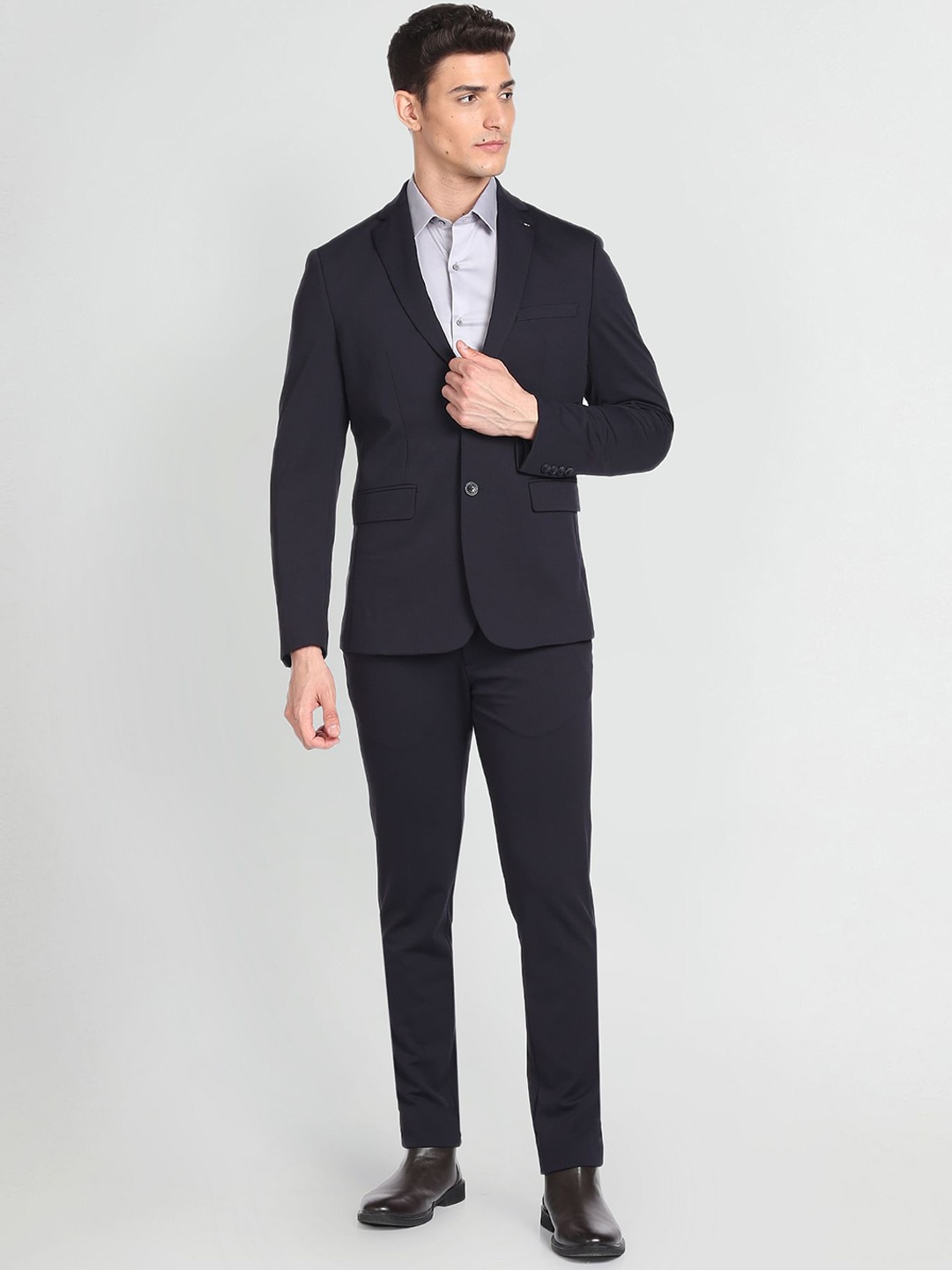 

Arrow Slim-Fit Single-Breasted 2 Piece Formal Suit, Navy blue