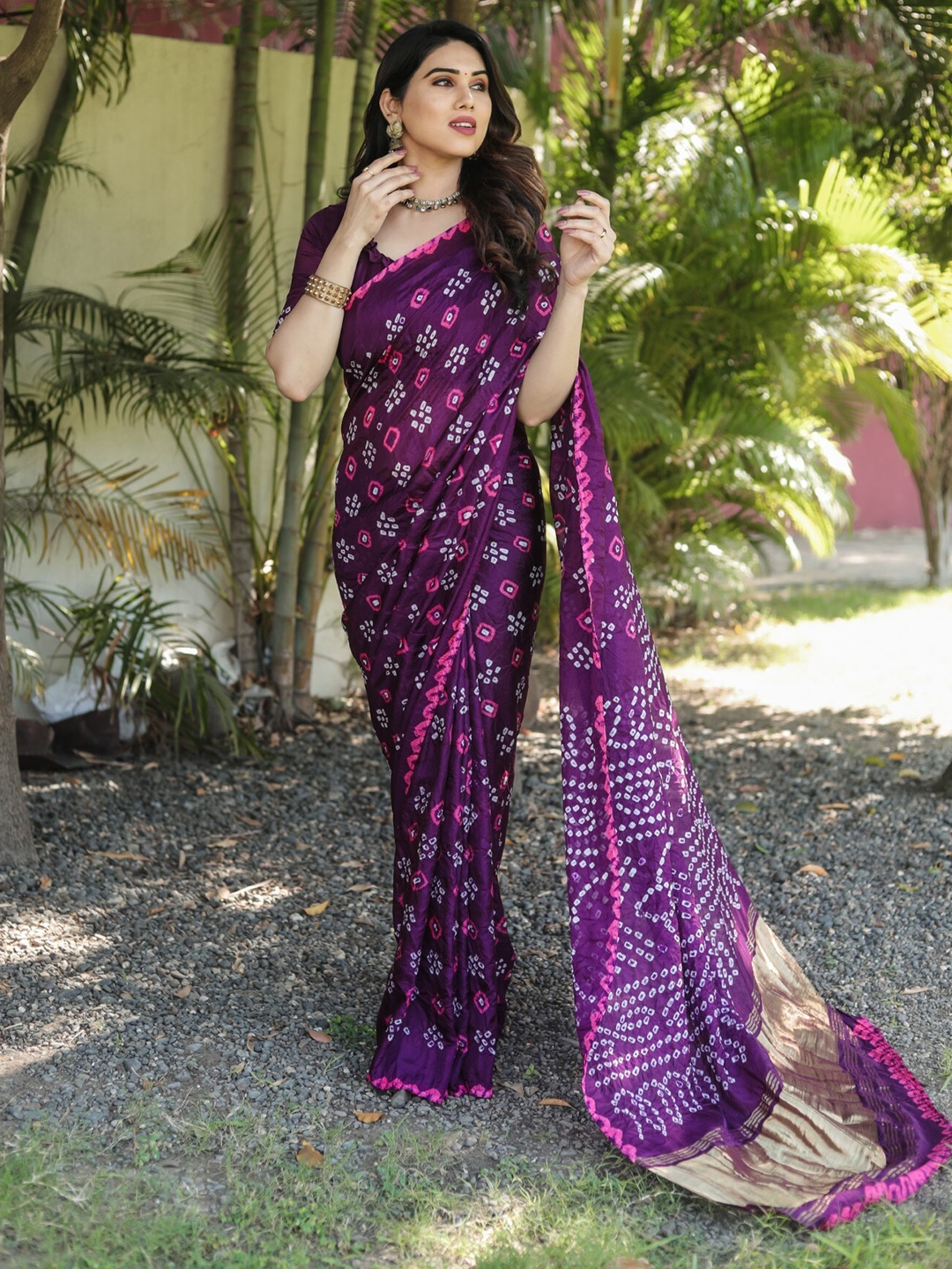 Mitera Purple & White Tissue Zari Bandhani Saree