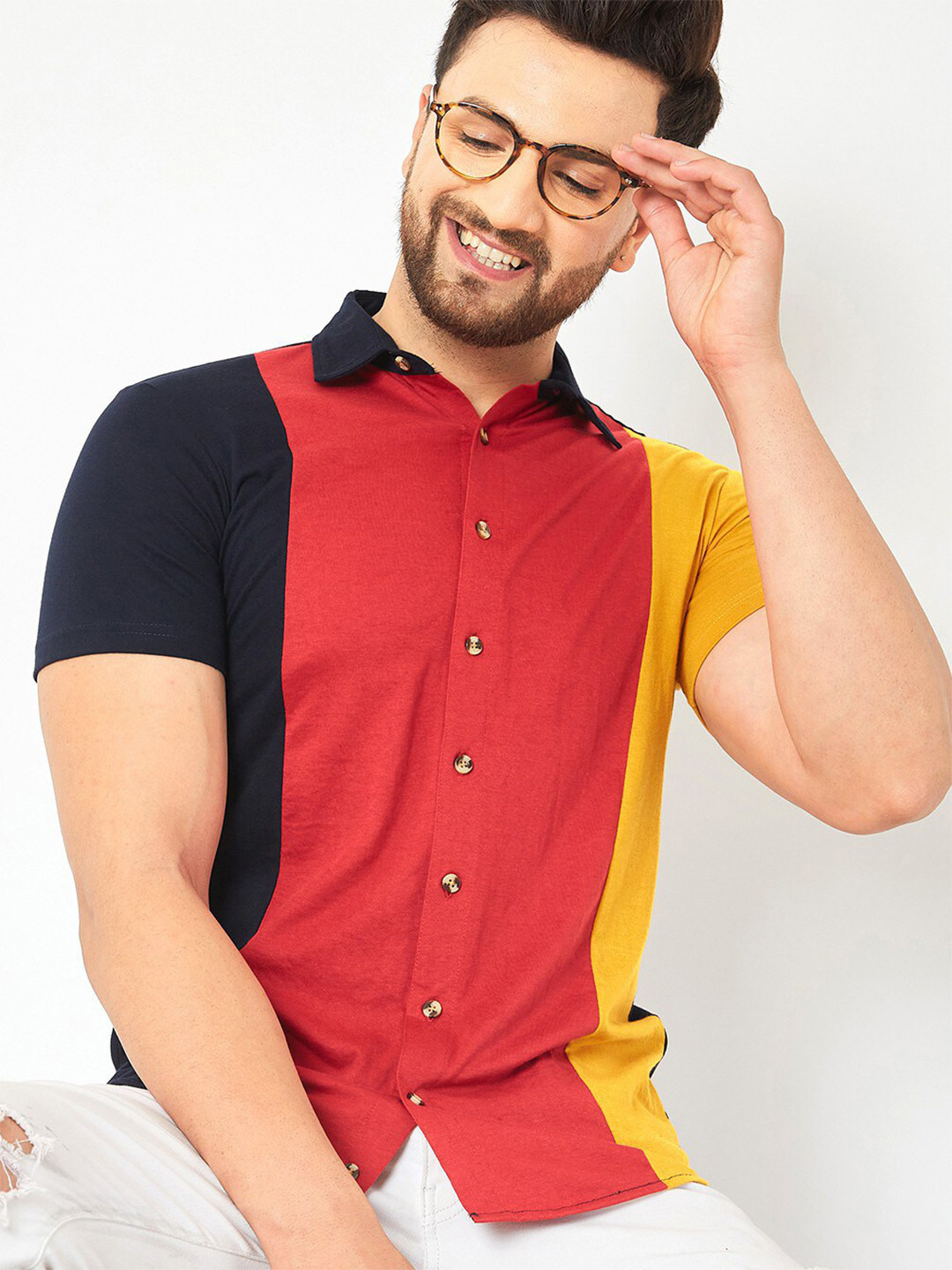 

GESPO Colourblocked Spread Collar Casual Cotton Shirt, Red