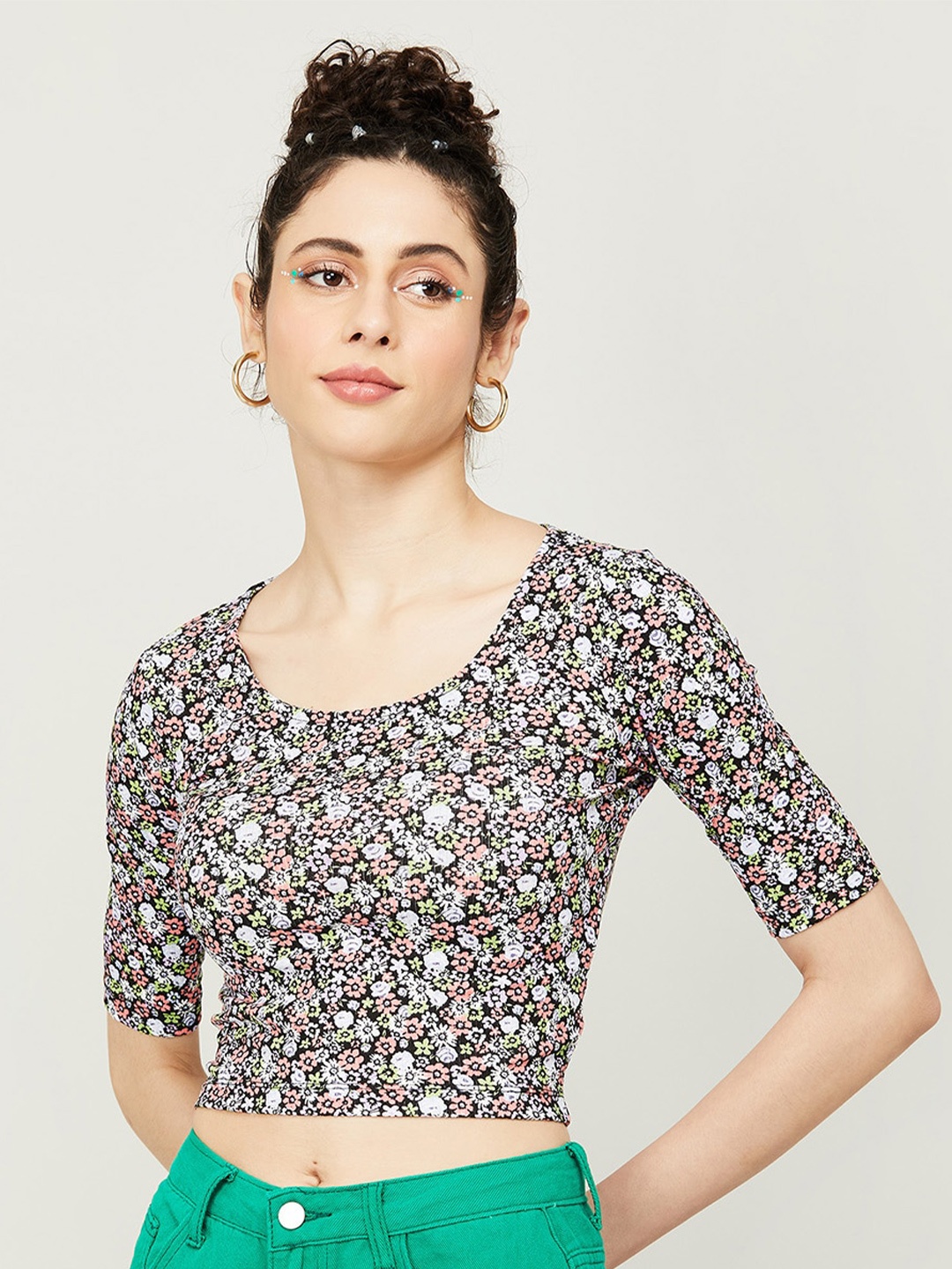 

Ginger by Lifestyle Floral Printed Scoop Neck Crop Top, Black