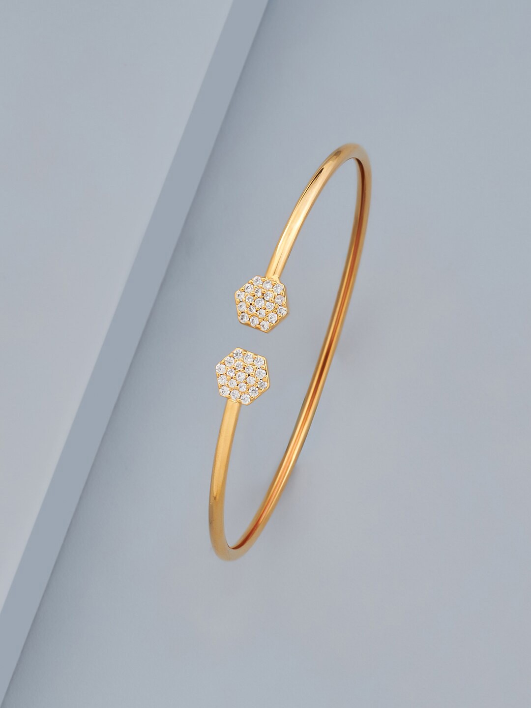 

Kushal's Fashion Jewellery Cubic Zirconia Gold-Plated Cuff Bracelet
