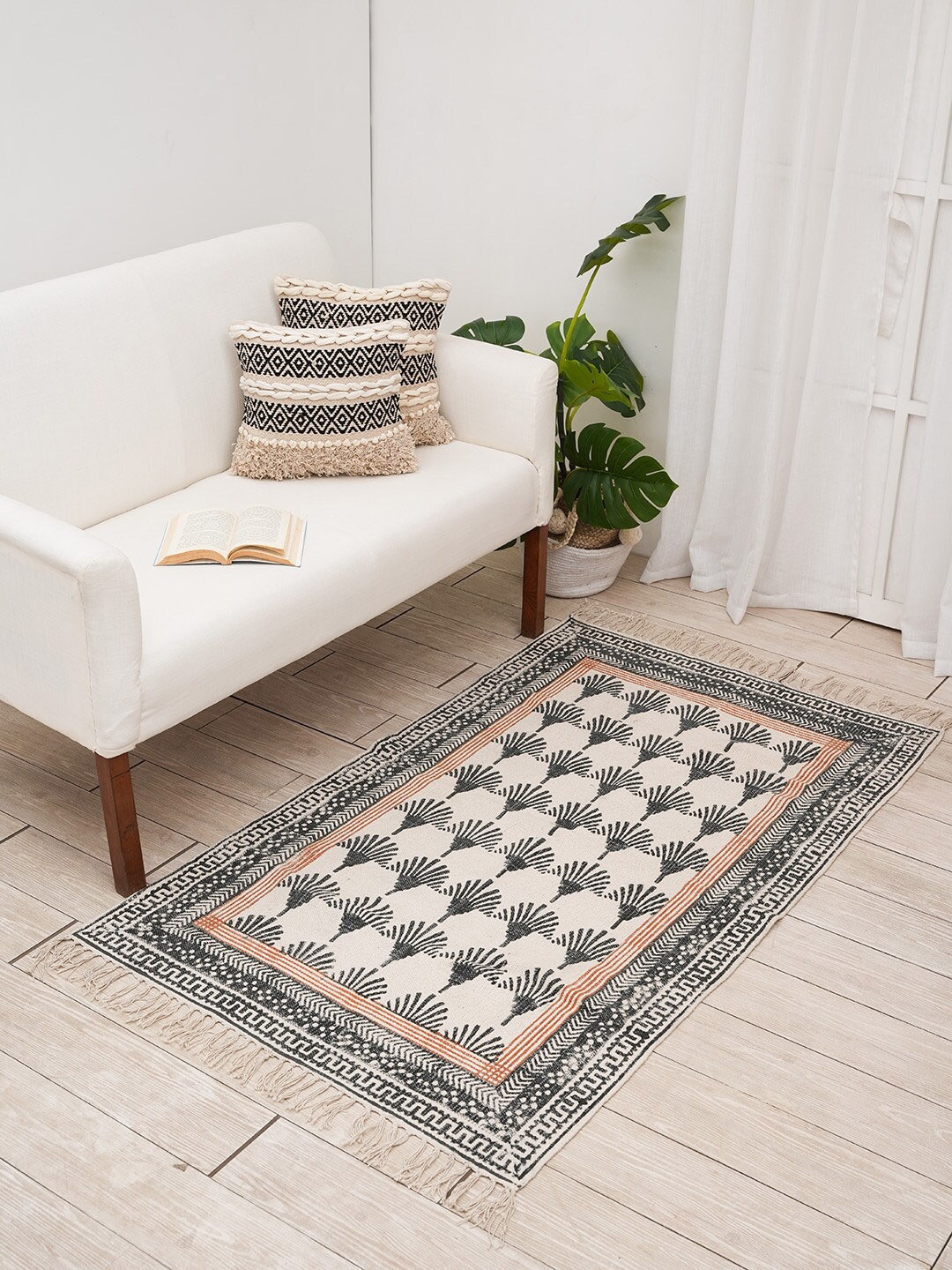 

Ariana Dari Black & Beige Block Printed Pure Cotton Carpet