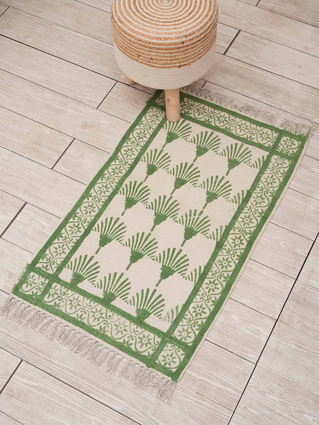 

Ariana Dari Green & Beige Block Printed Pure Cotton Carpet