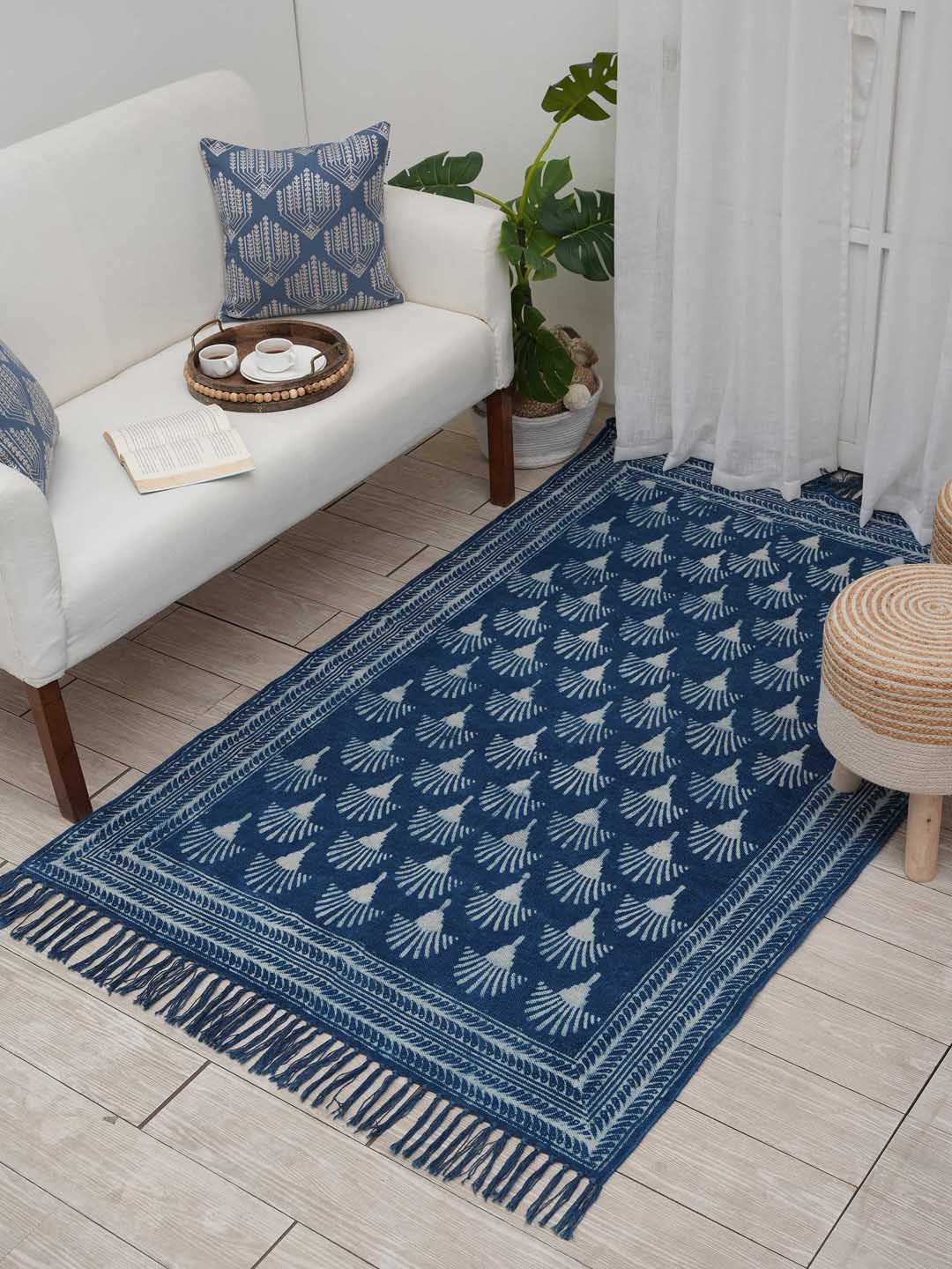 

Ariana Dari Navy Blue & White Block Printed Pure Cotton Carpet