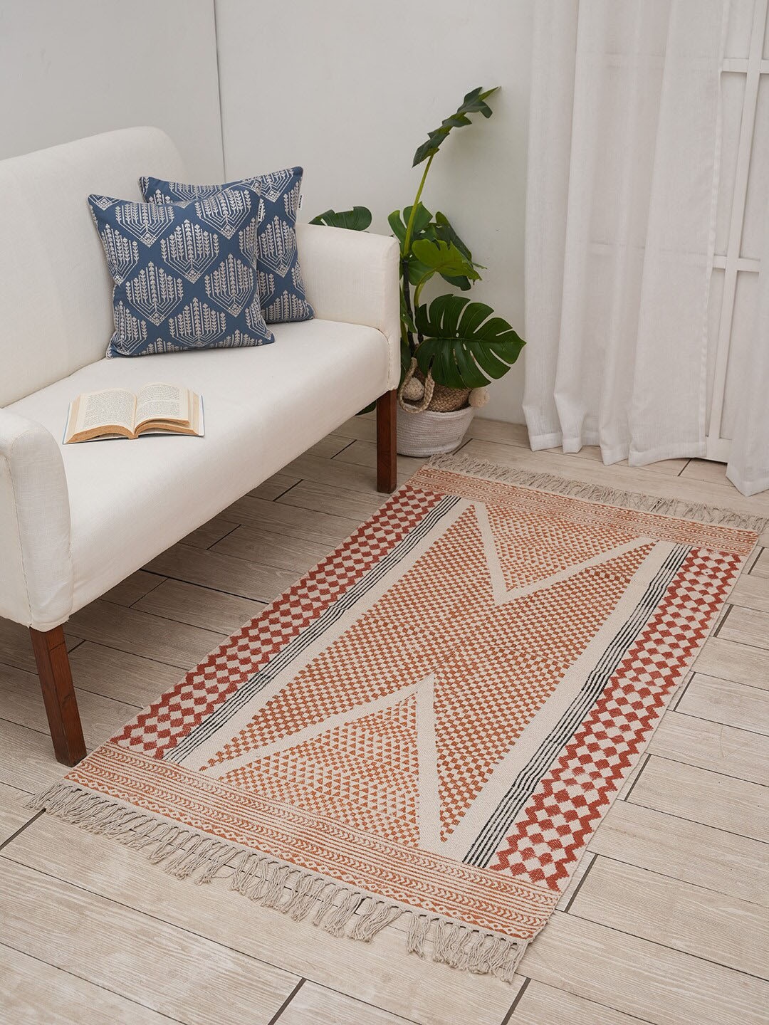 

Ariana Dari Peach-Colored & Beige Block Printed Pure Cotton Carpet