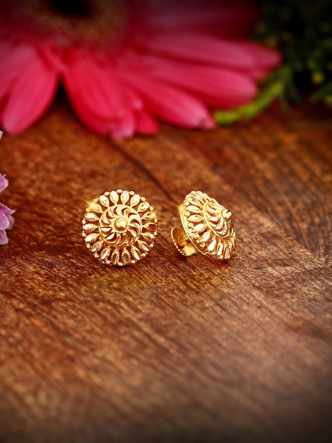 

Vighnaharta Gold-Plated Circular Studs Earrings