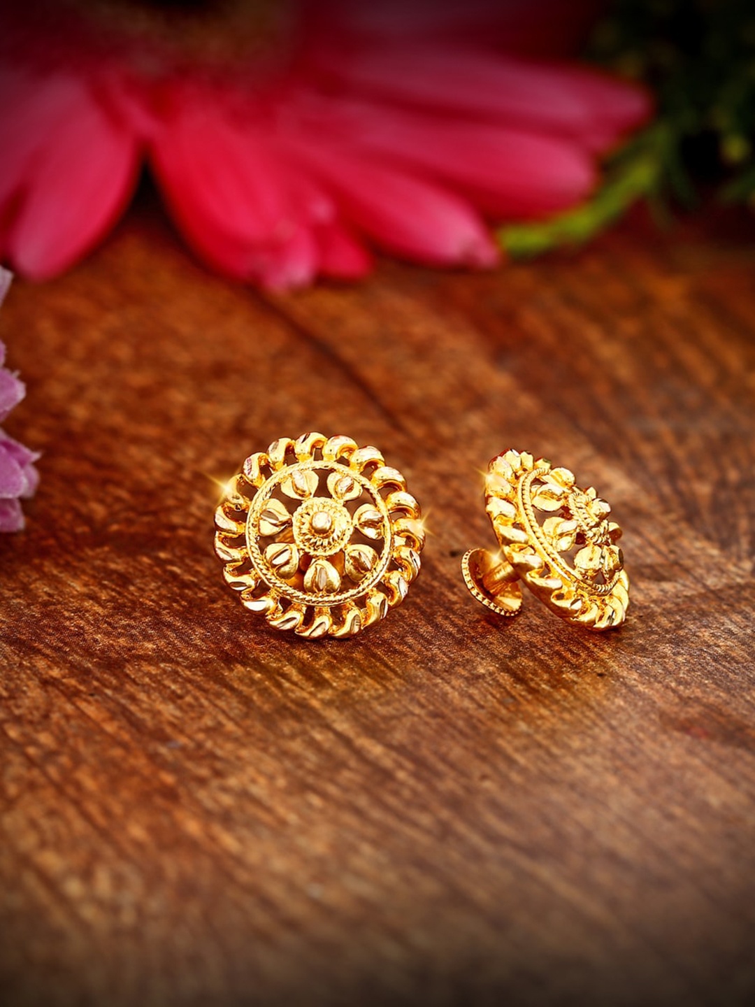 

Vighnaharta Gold-Plated Floral Studs Earrings