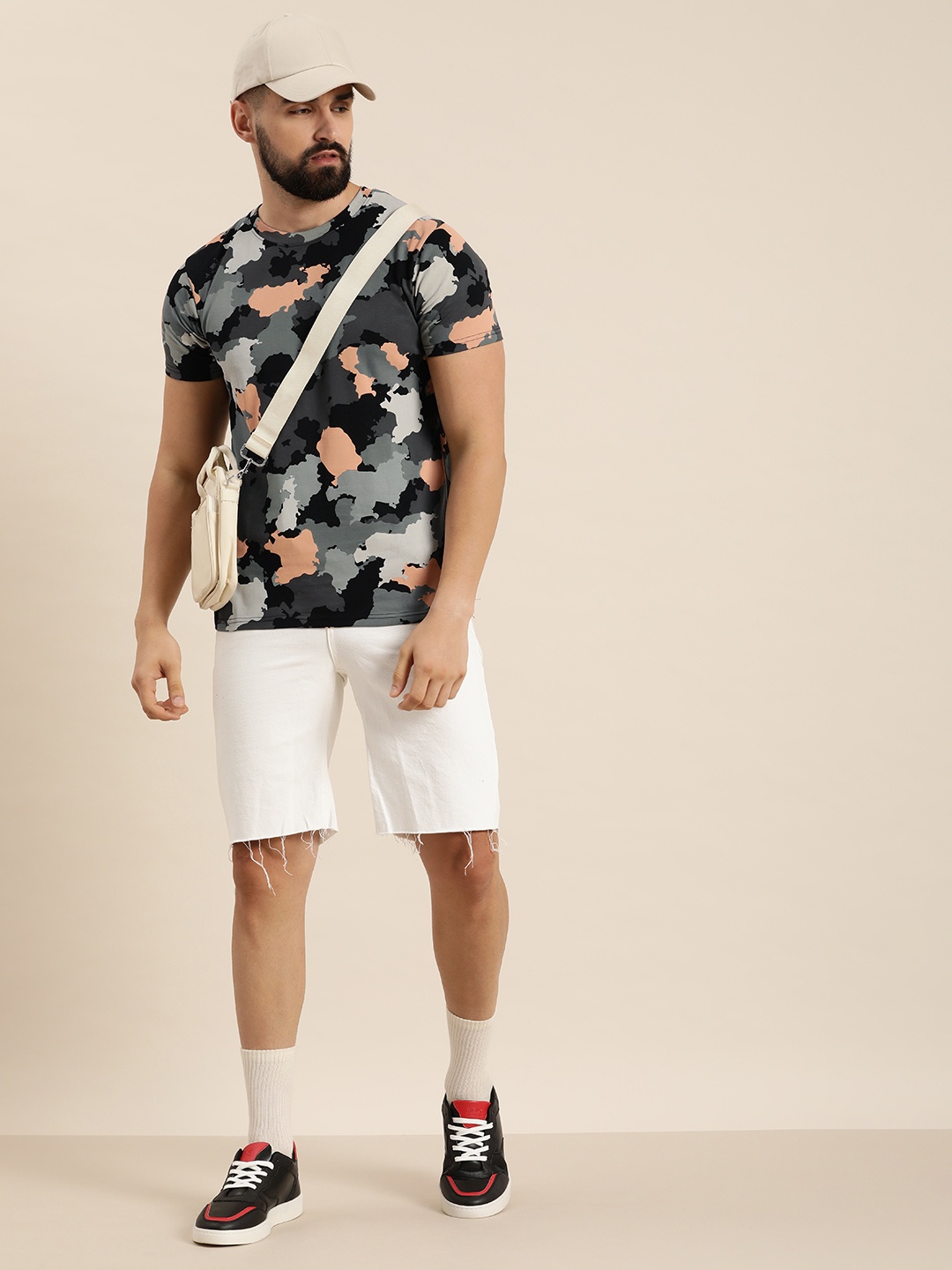 

Moda Rapido Pure Cotton Camouflage Printed T-shirt, Black
