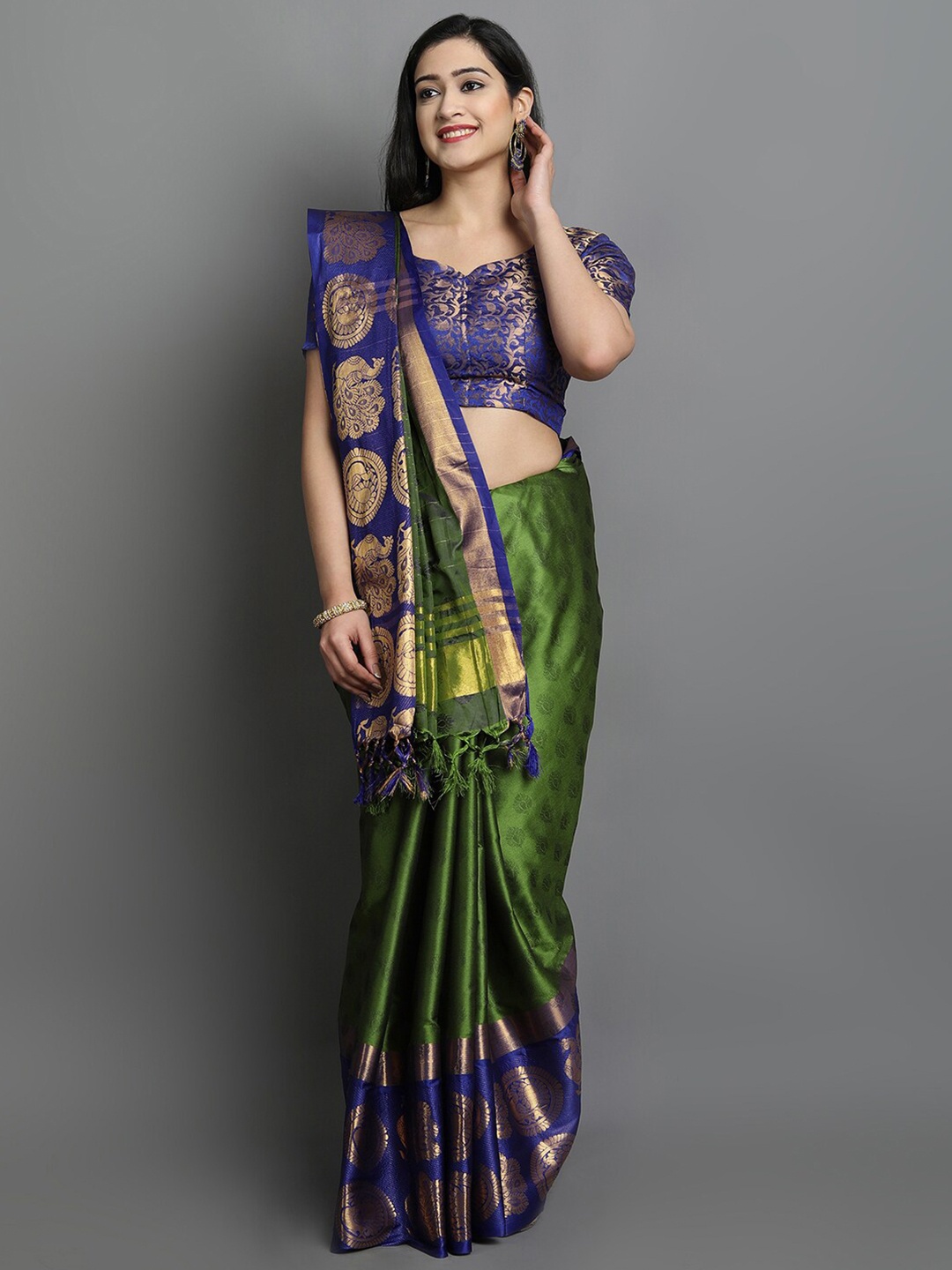 

VILLAGIUS Ethnic Motifs Woven Design Zari Silk Cotton Saree, Fluorescent green