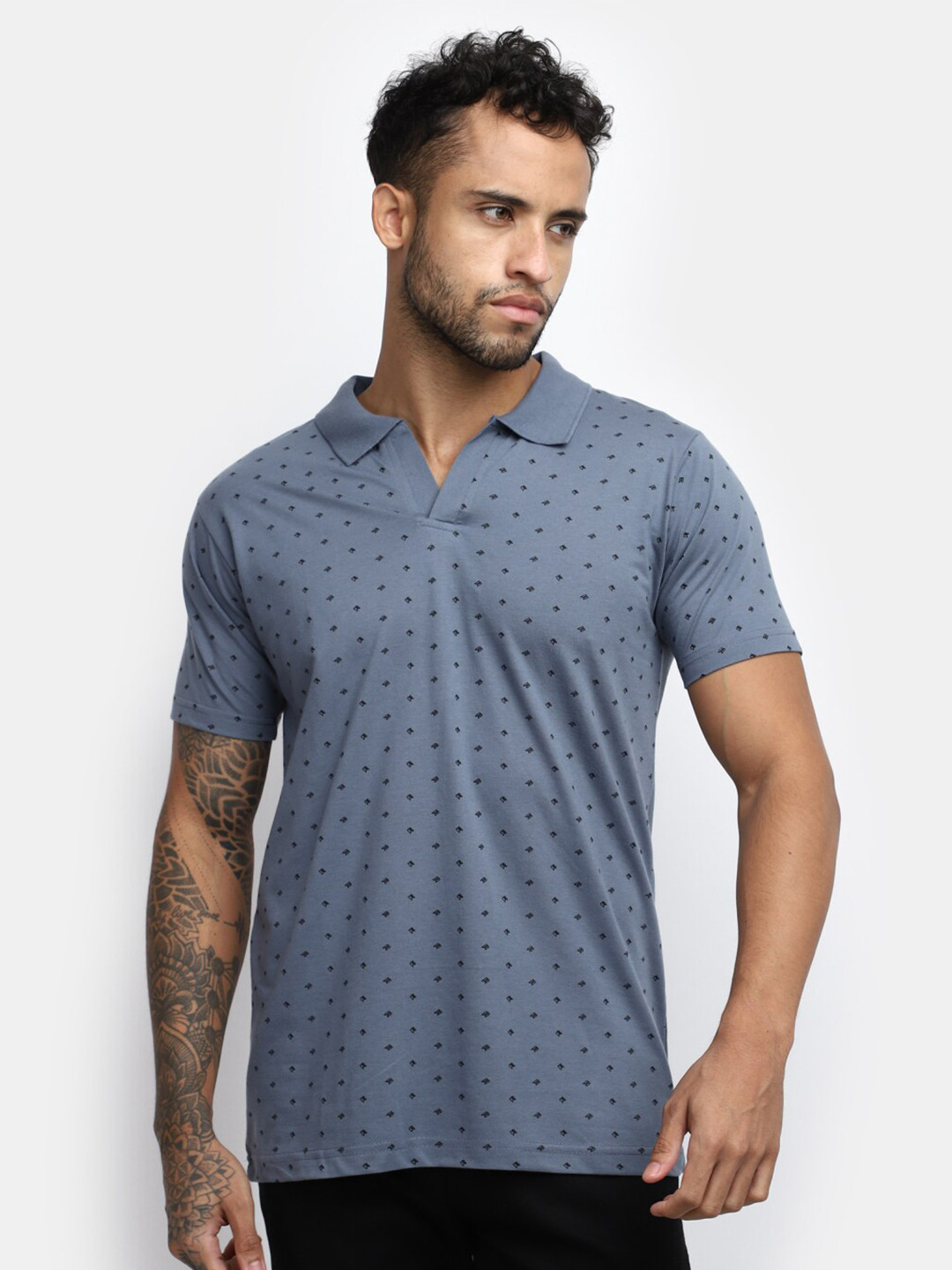 

V-Mart Men Printed Polo Collar Slim Fit Cotton T-shirt, Blue
