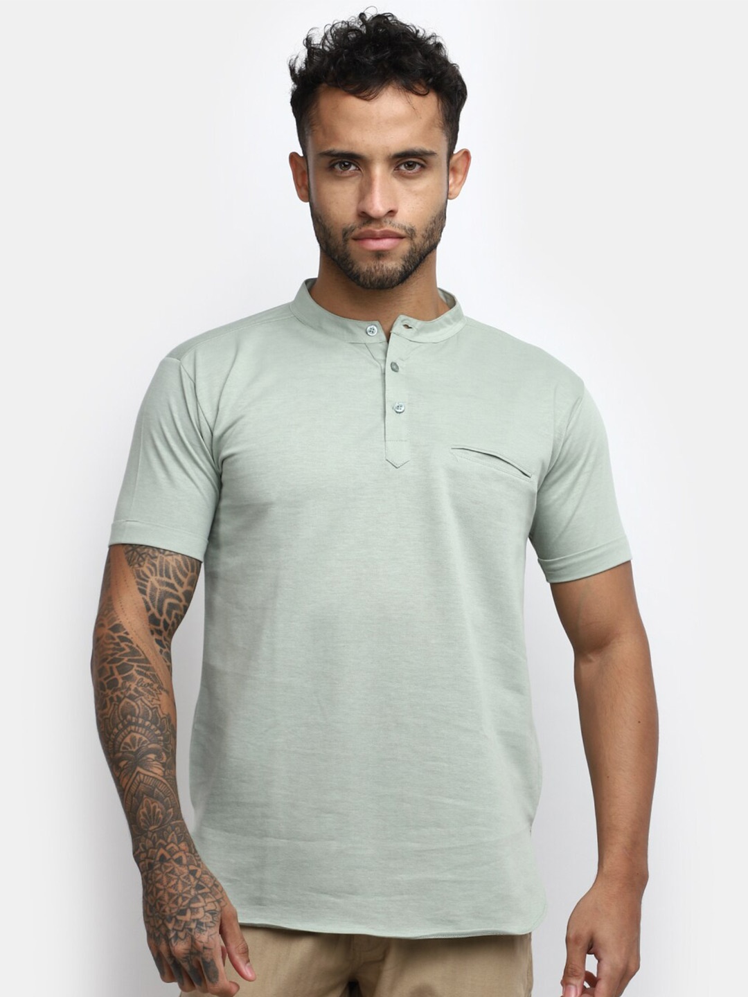 

V-Mart Men Henley Neck Cotton Pockets T-shirt, Sea green
