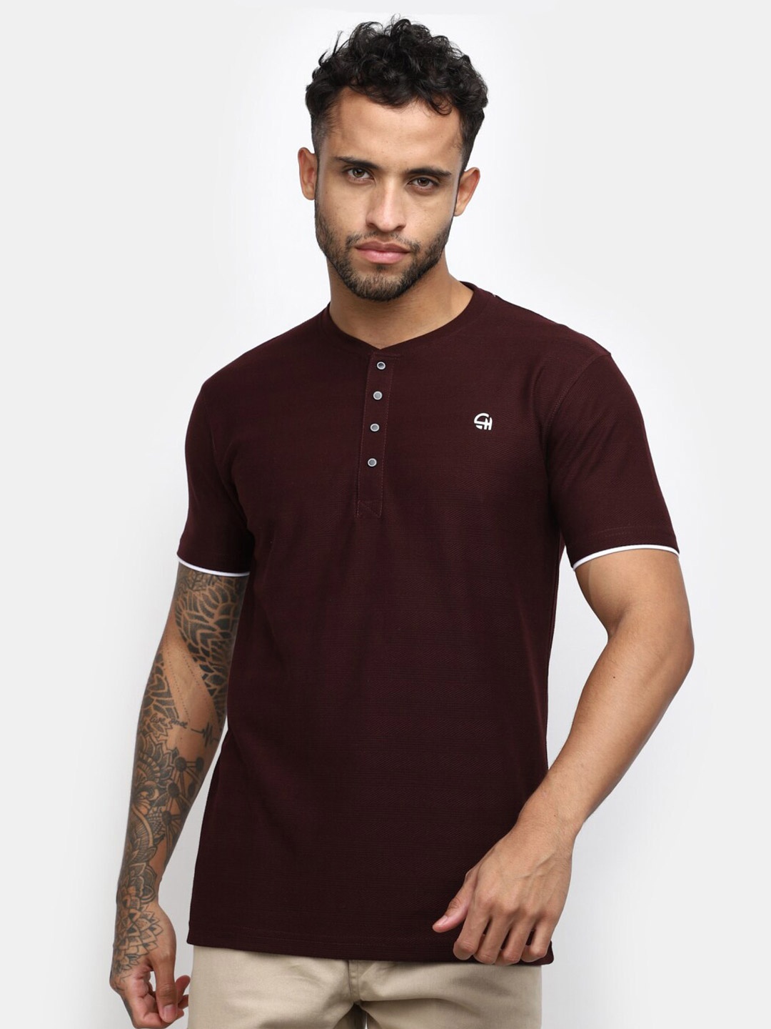 

V-Mart Round Neck Cotton T-shirt, Maroon