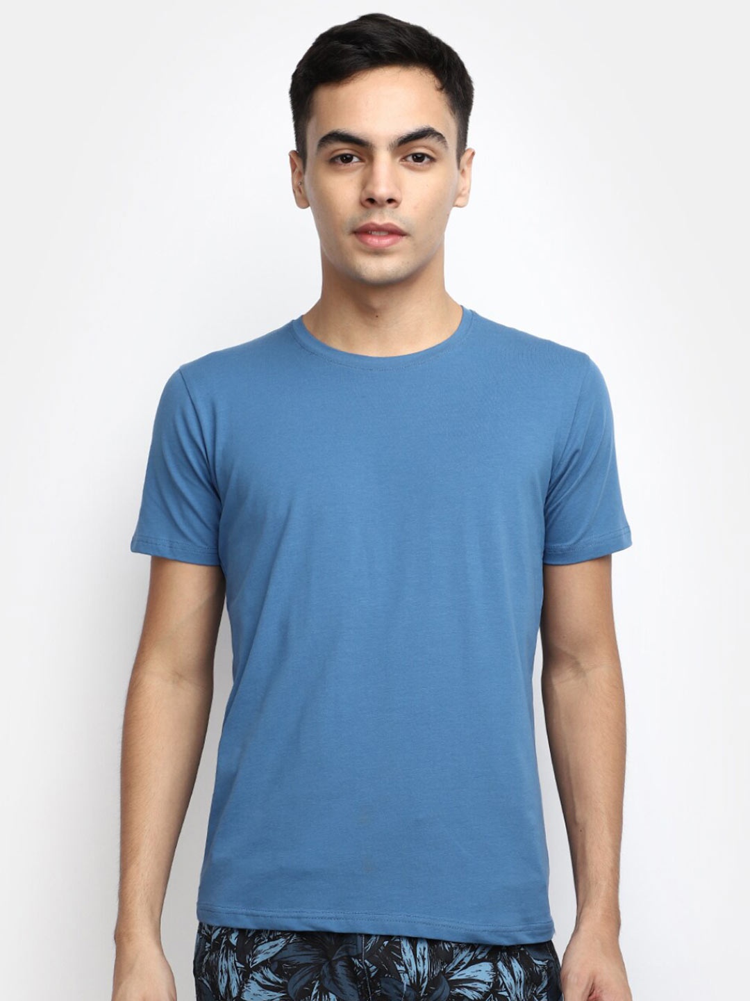 

V-Mart Round Neck Slim Fit Cotton T-shirt, Blue
