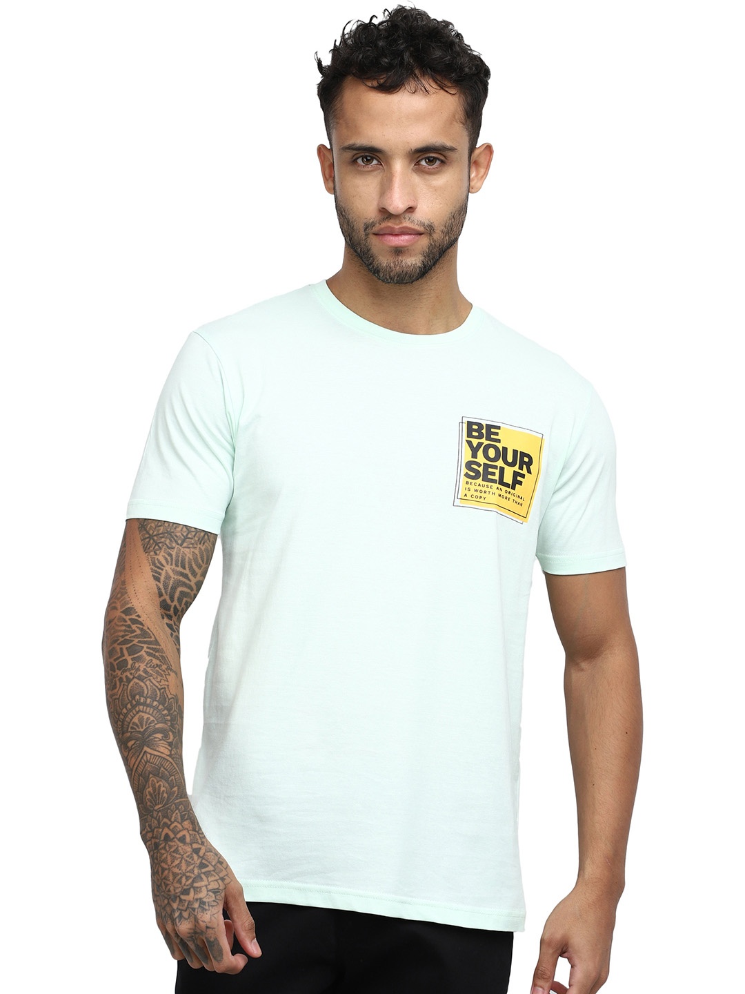 

V-Mart Typography Printed Slim Fit Cotton T-shirt, Sea green