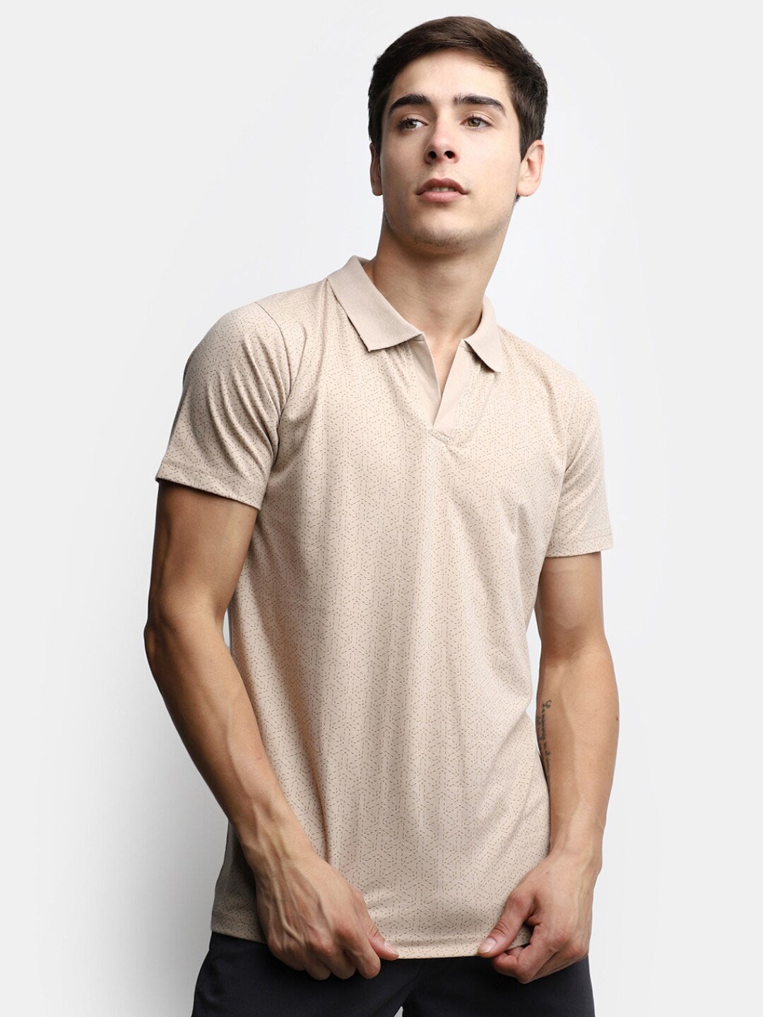 

V-Mart Geometric Printed Polo Collar Slim Fit Cotton T-Shirt, Beige