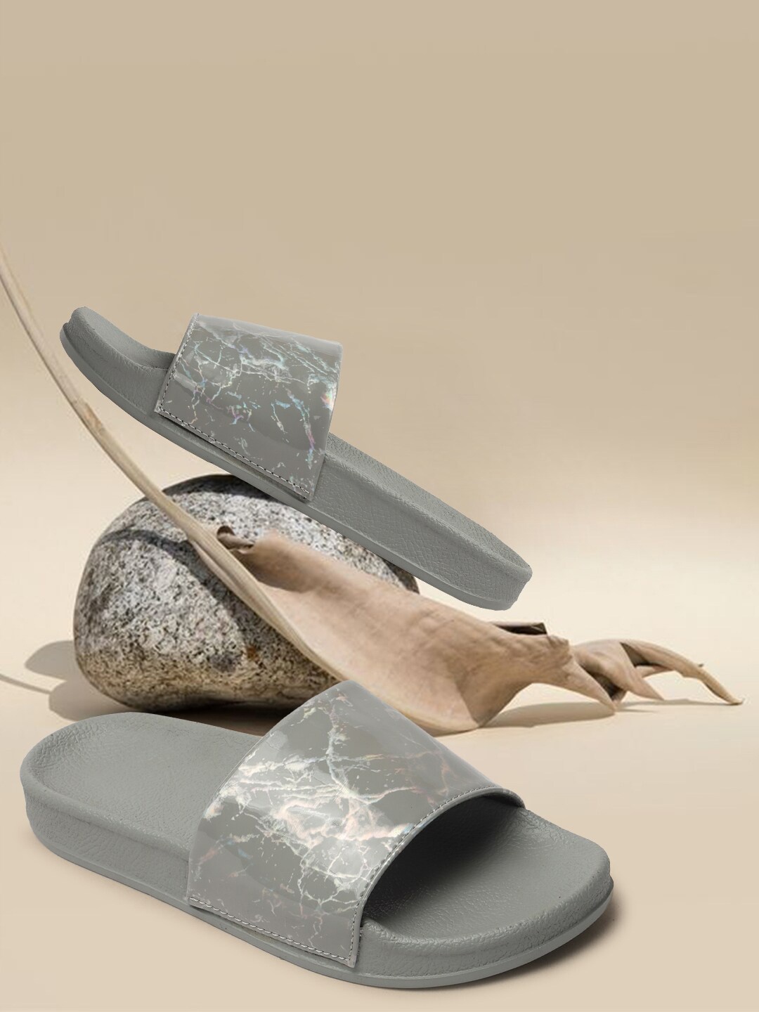 

Colo Women Printed Sliders, Grey