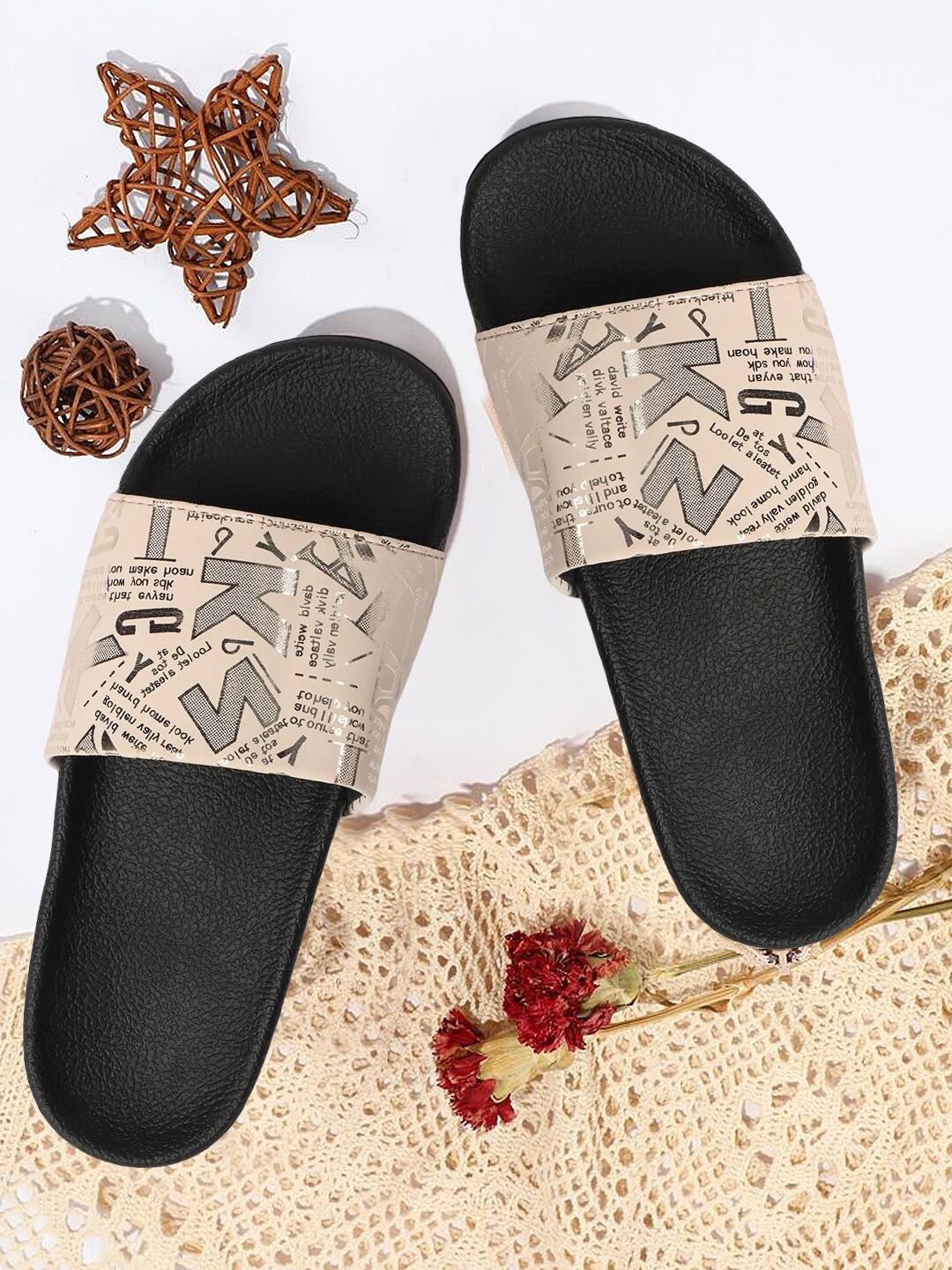 

Colo Women Printed Sliders, Peach
