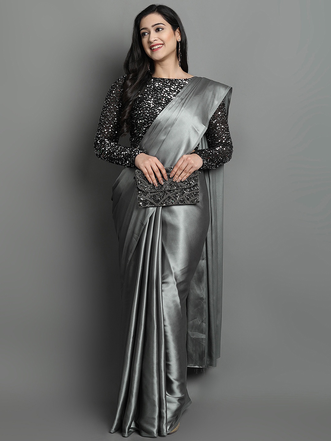 

VILLAGIUS Satin Saree With Sequinned Velvet Blouse, Grey