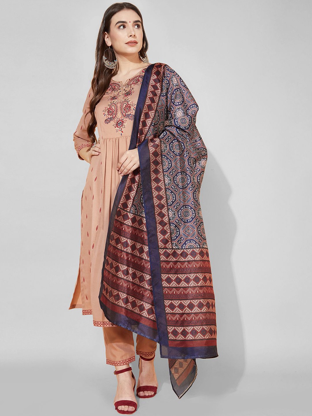 

SKYLEE Beige Ethnic Motifs Printed Regular Thread Work Kurta with Trousers & With Dupatta