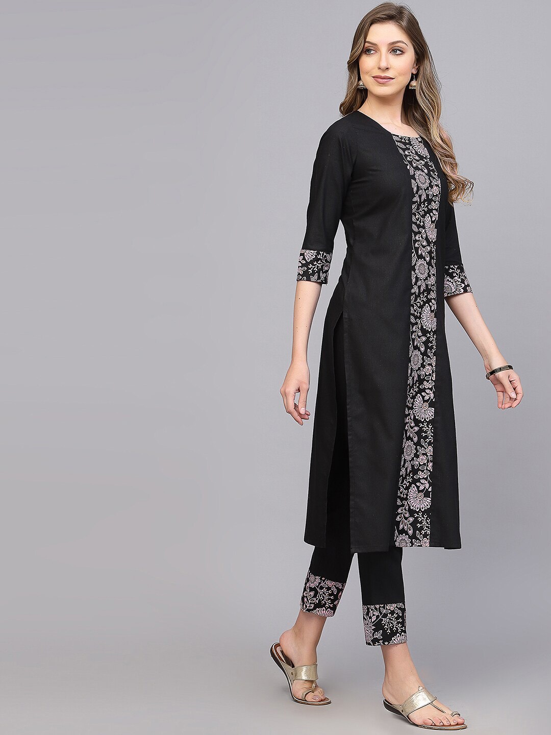 

SKYLEE Black Floral Printed Regular Kurta with Trousers