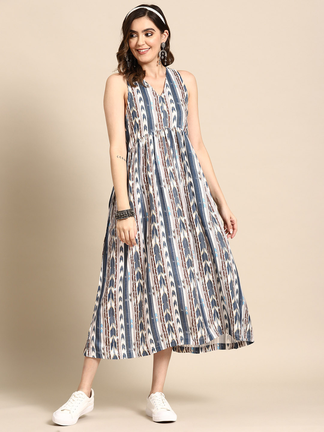 

Sangria Geometric Printed Midi A-Line Dress, Blue