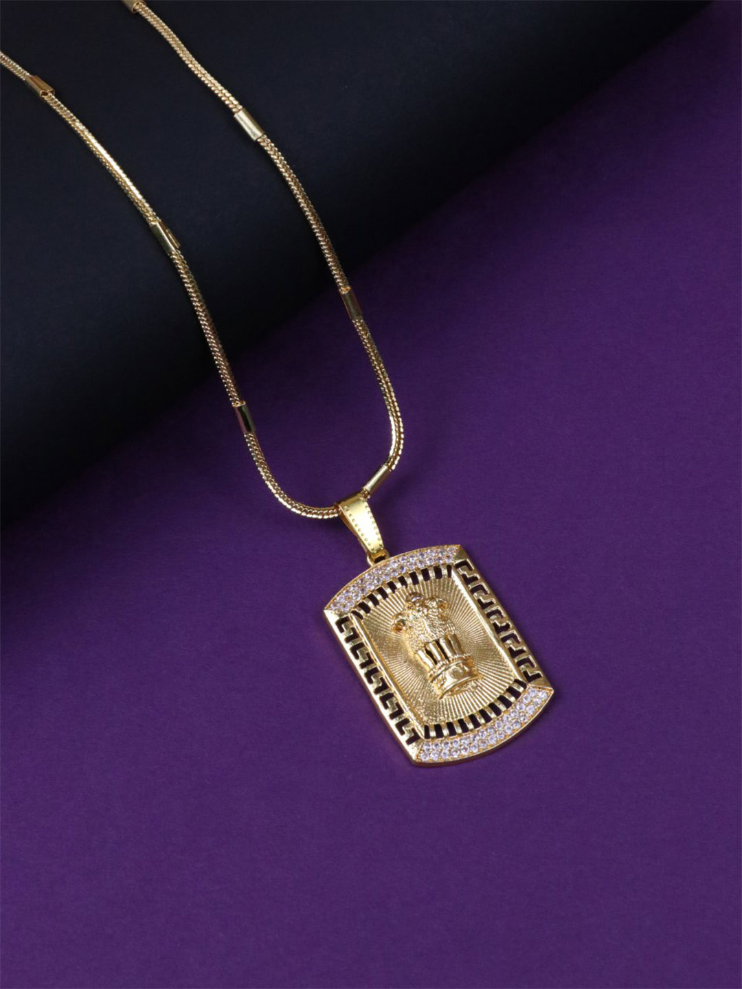 

LAFORWORD Men Brass Gold-Plated Chain