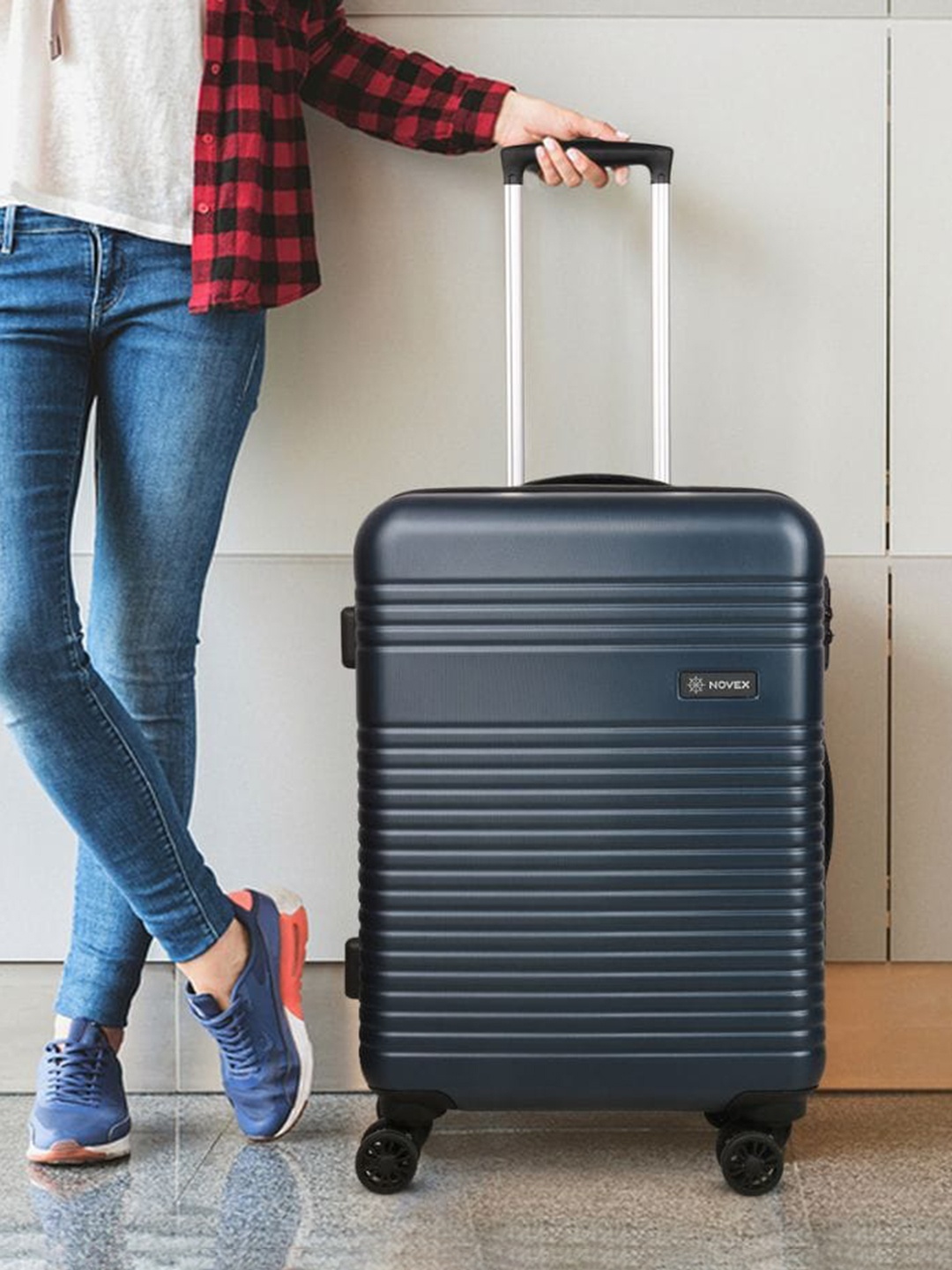 

Textured Hard-Sided Cabin Trolley Suitcase, Blue