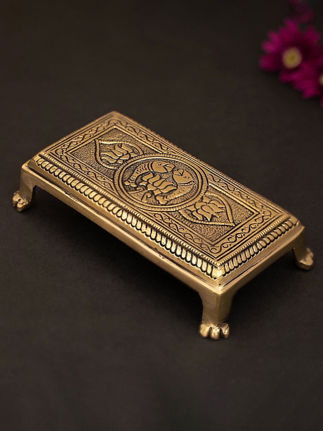 

DecorTwist Gold-Toned Brass Superfine Rectangle Tranditional Pooja Chowki