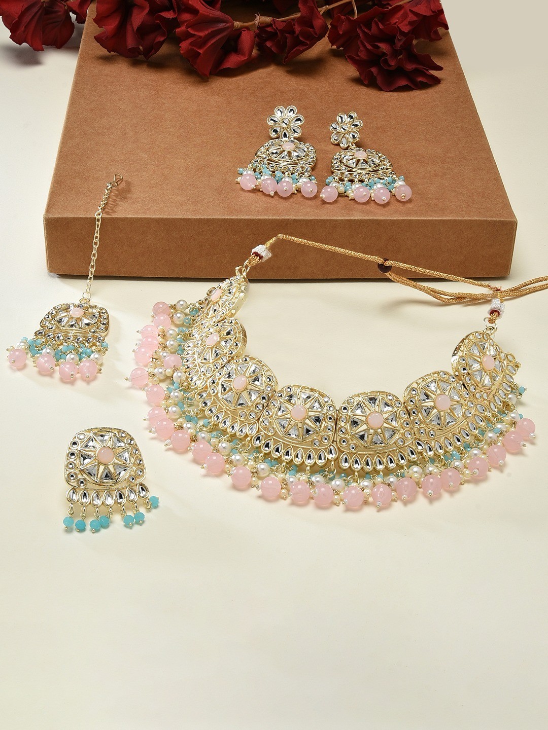 

Zaveri Pearls Gold-Plated Kundan Necklace & Earring With Maang Tika Set