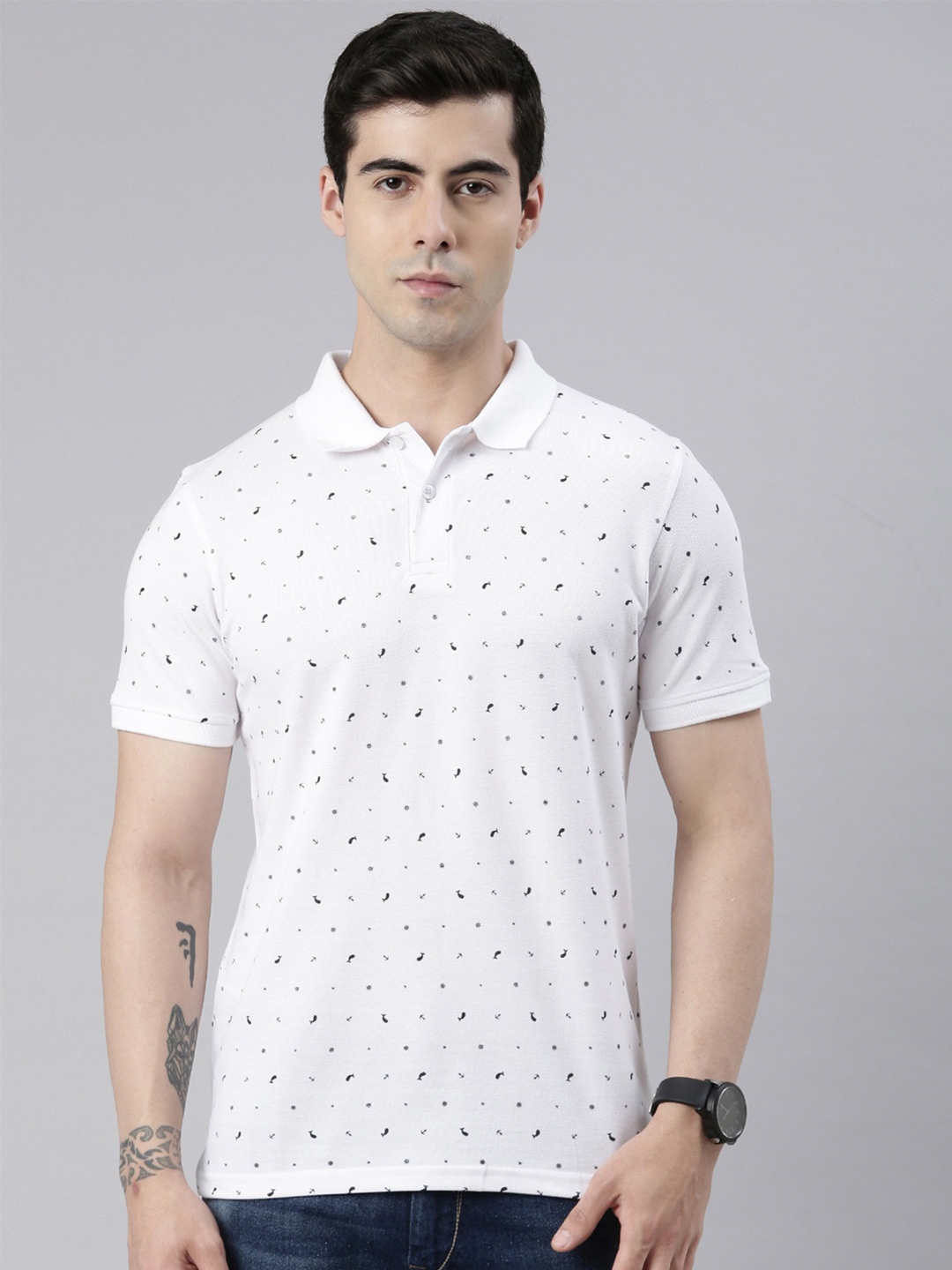 

Metronaut Conversational Printed Polo Collar Cotton T-shirt, White