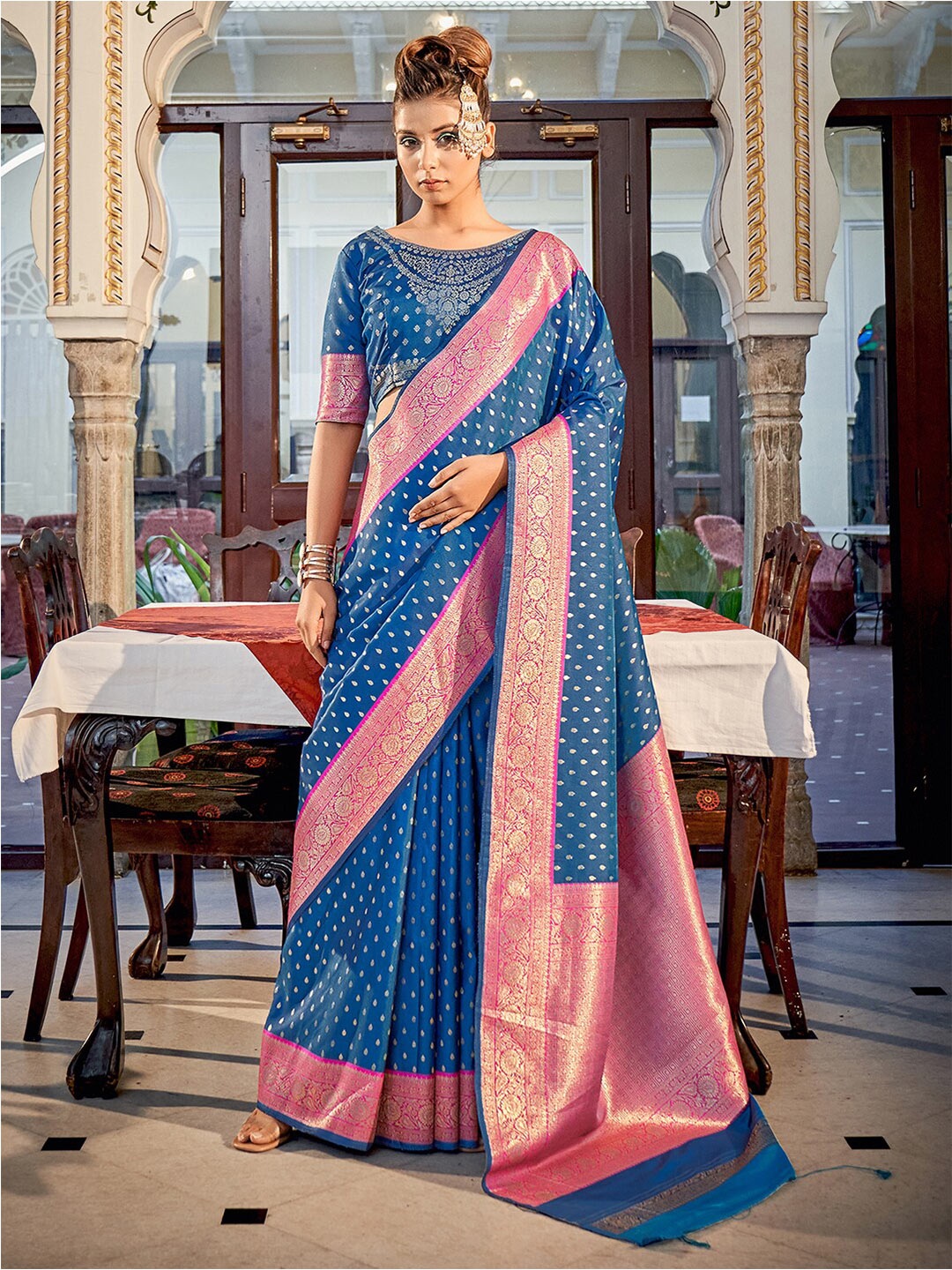 

Satrani Navy Blue & Pink Ethnic Woven Design Zari Banarasi Saree