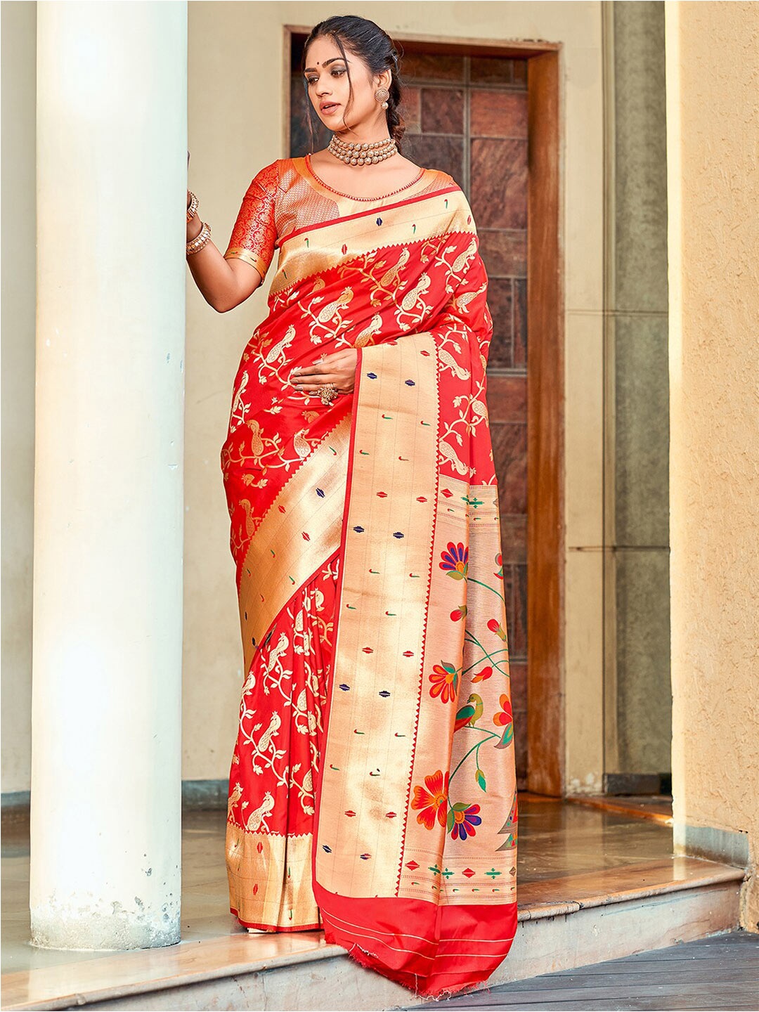 

Satrani Red & Gold-Toned Ethnic Woven Design Zari Paithani Saree