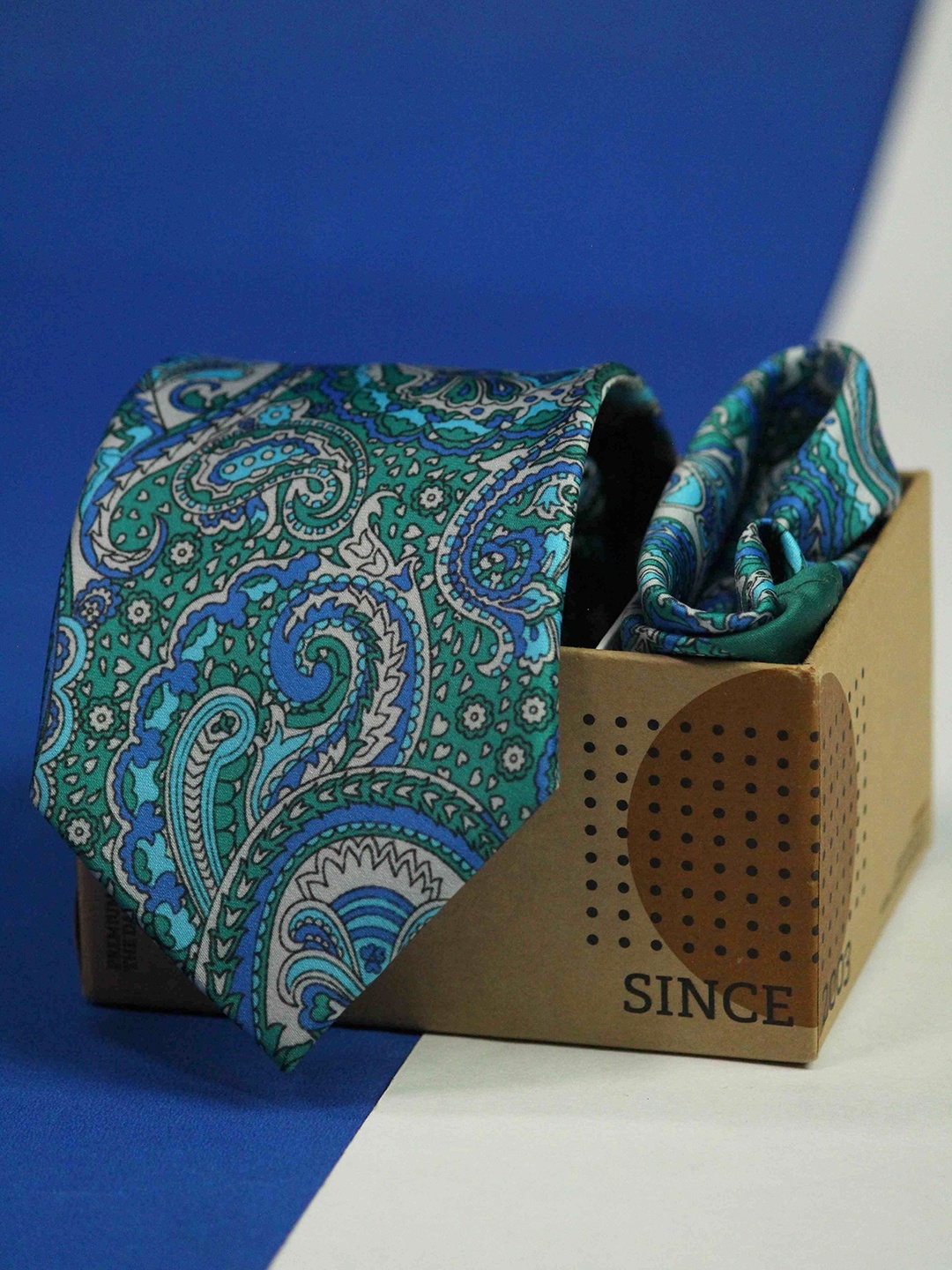 

Tossido Men Set Of 2 Paisley Printed Accessory Gift Set, Green