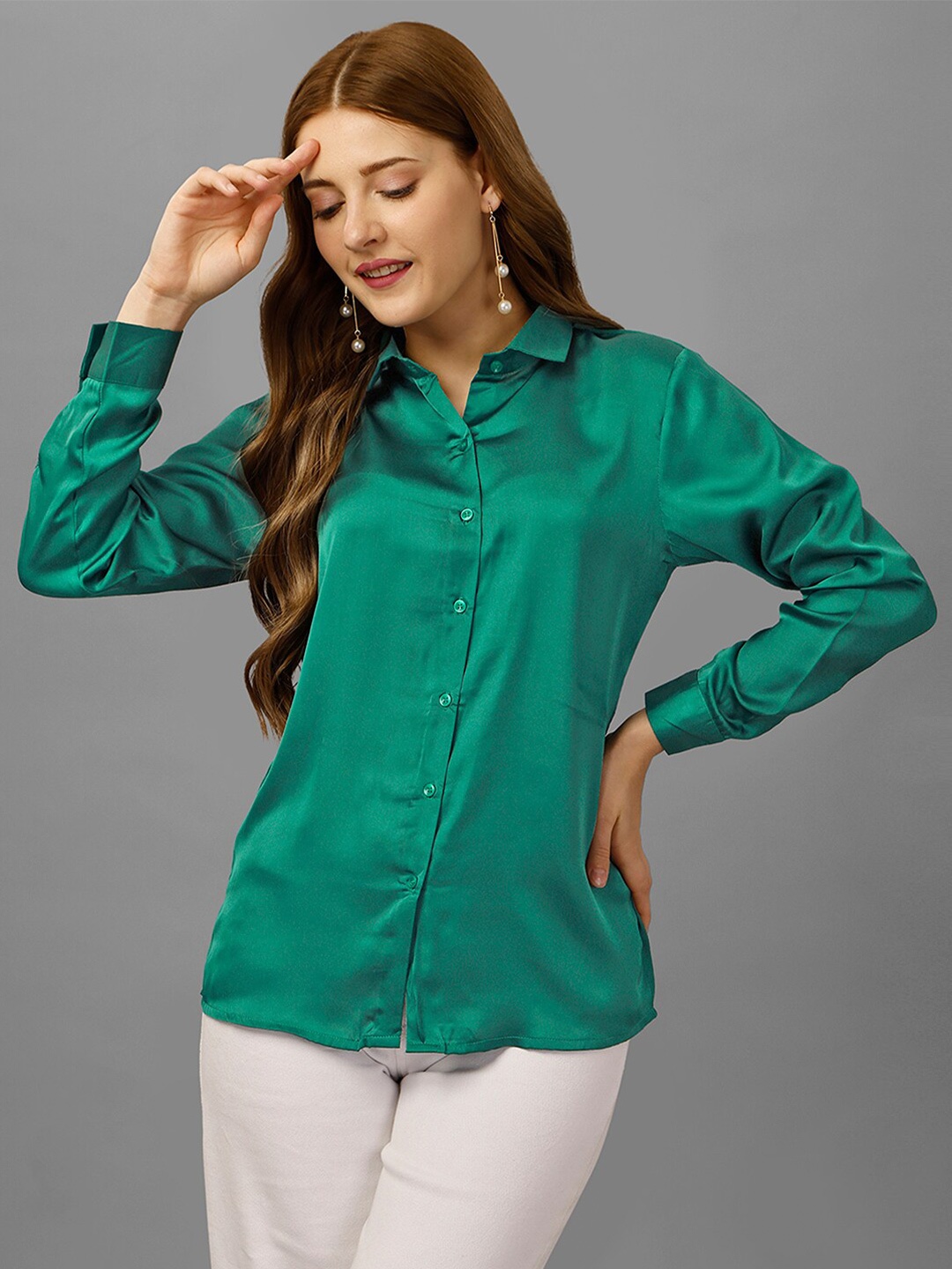 

Fbella Spread Collar Standard-Fit Tailored Fit Satin Casual Shirt, Green