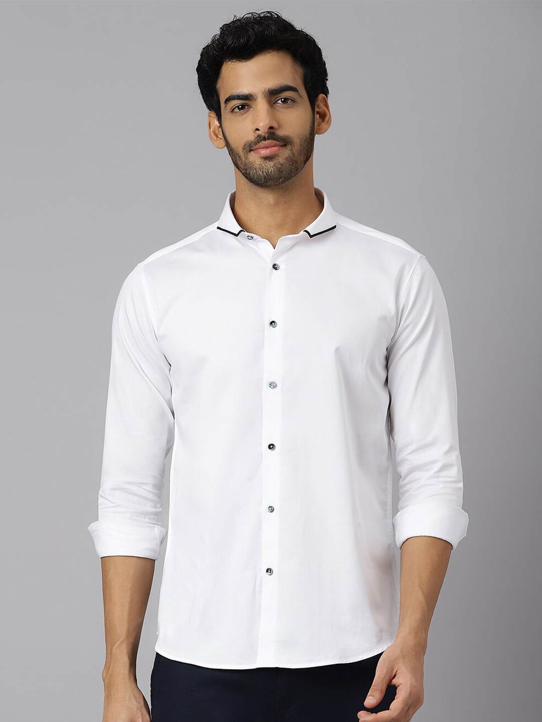 

KINGDOM OF WHITE Spread Collar Slim Fit Casual Cotton Shirt