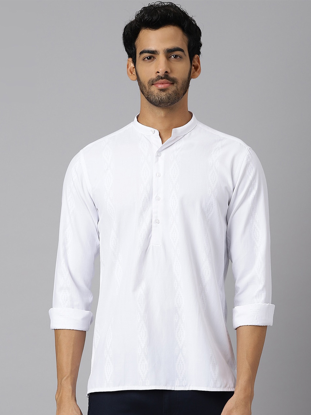 

KINGDOM OF WHITE Band Collar Straight Ethnic Motifs Woven Design Short Kurta