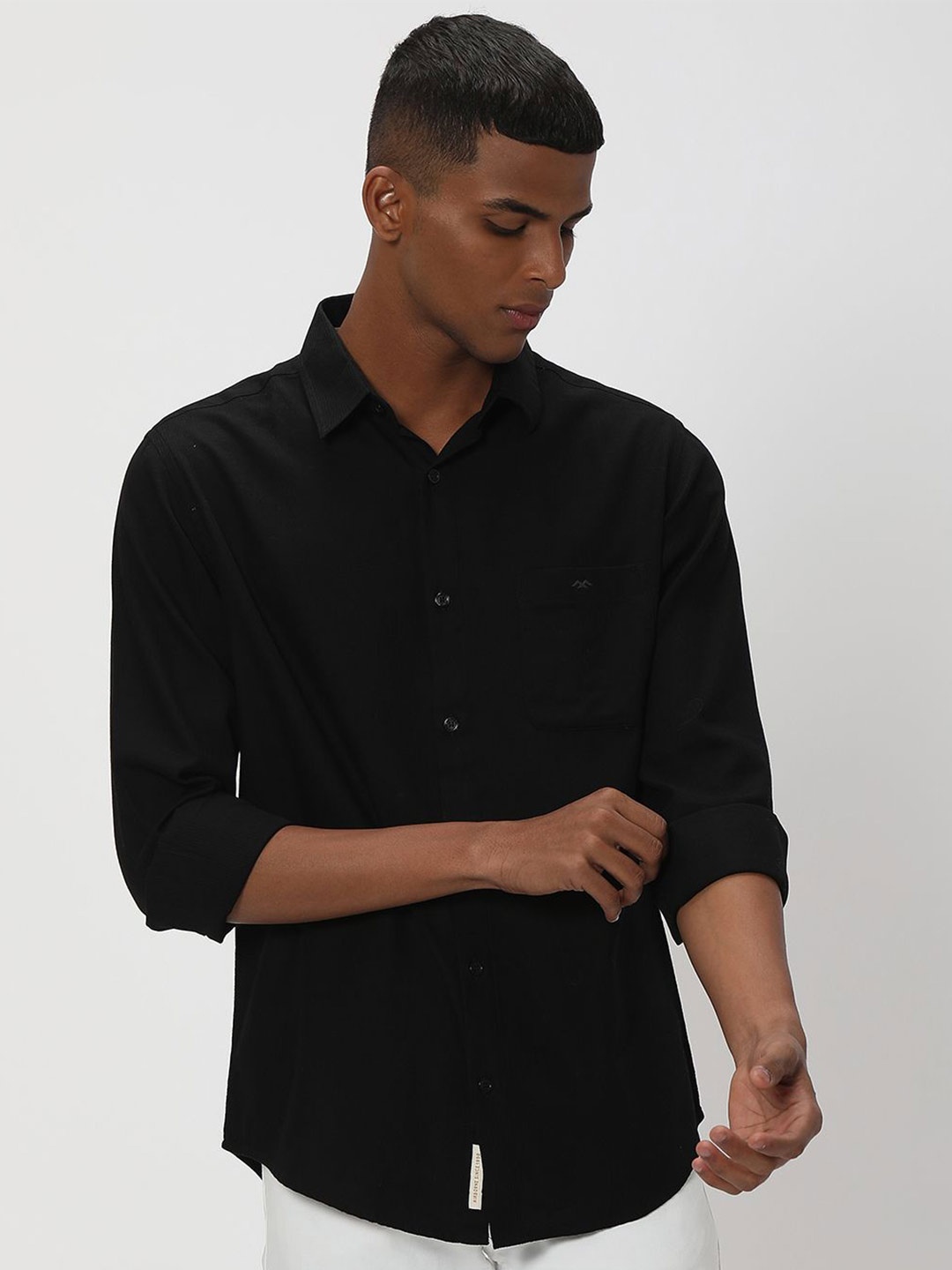 

Mufti Slim Fit Casual Cotton Linen Shirt, Black