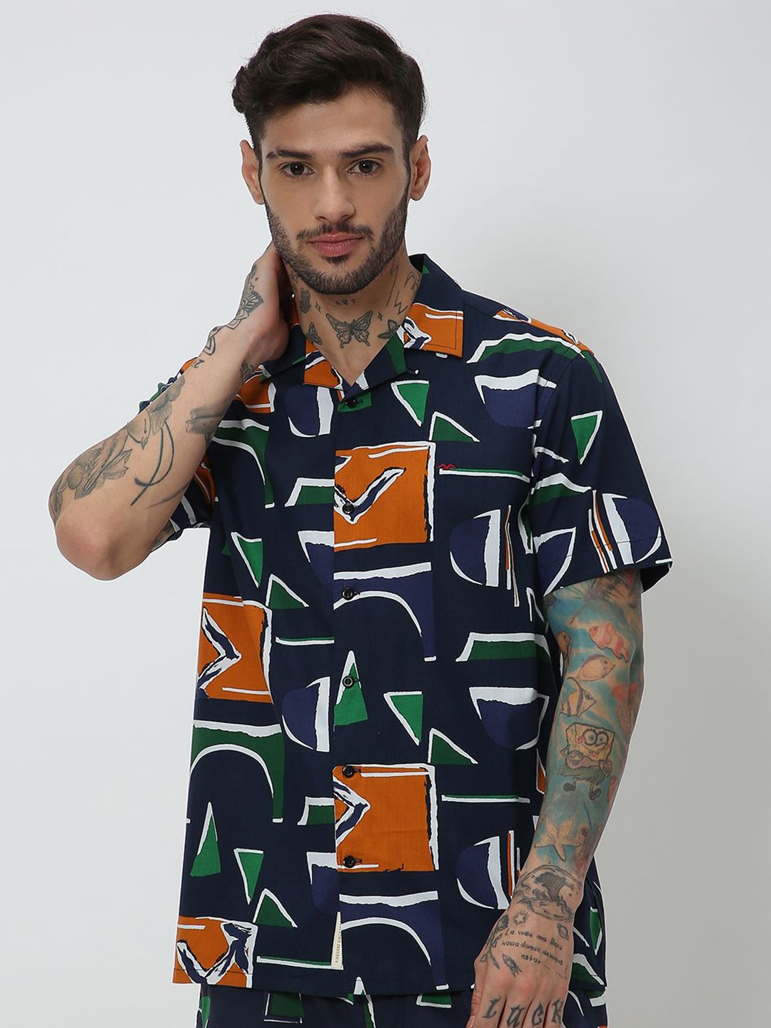

Mufti Regular Fit Abstract Printed Casual Cotton Linen Shirt, Navy blue