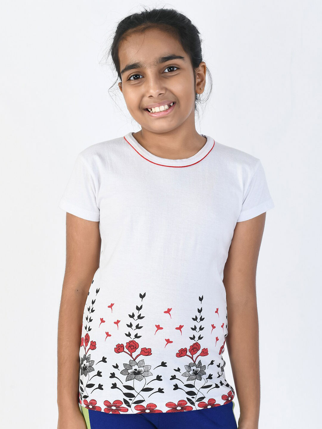 

IndiWeaves Girls Pack Of 3 Floral Printed Casual Pure Cotton T-shirts, White