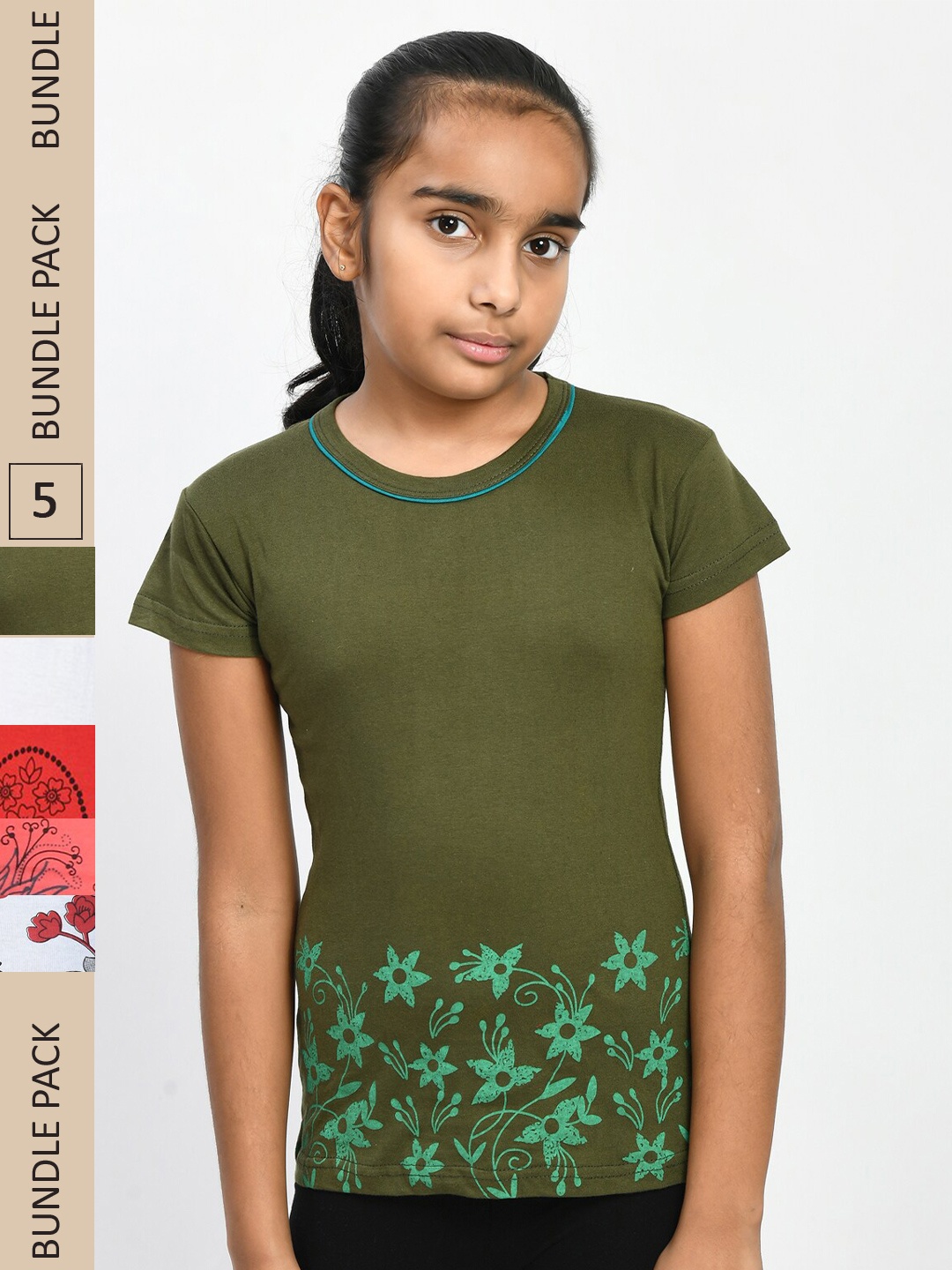 

IndiWeaves Girls Multicoloured 4 Printed Pockets T-shirt, Multi