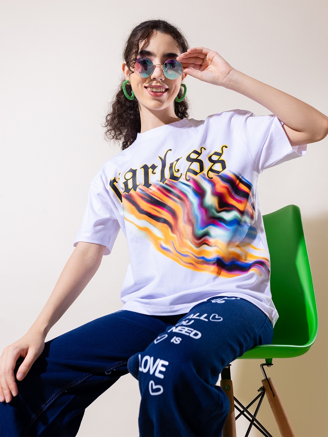 

Stylecast X Hersheinbox Graphic Printed Drop-Shoulder Sleeves Cotton T-shirt, White