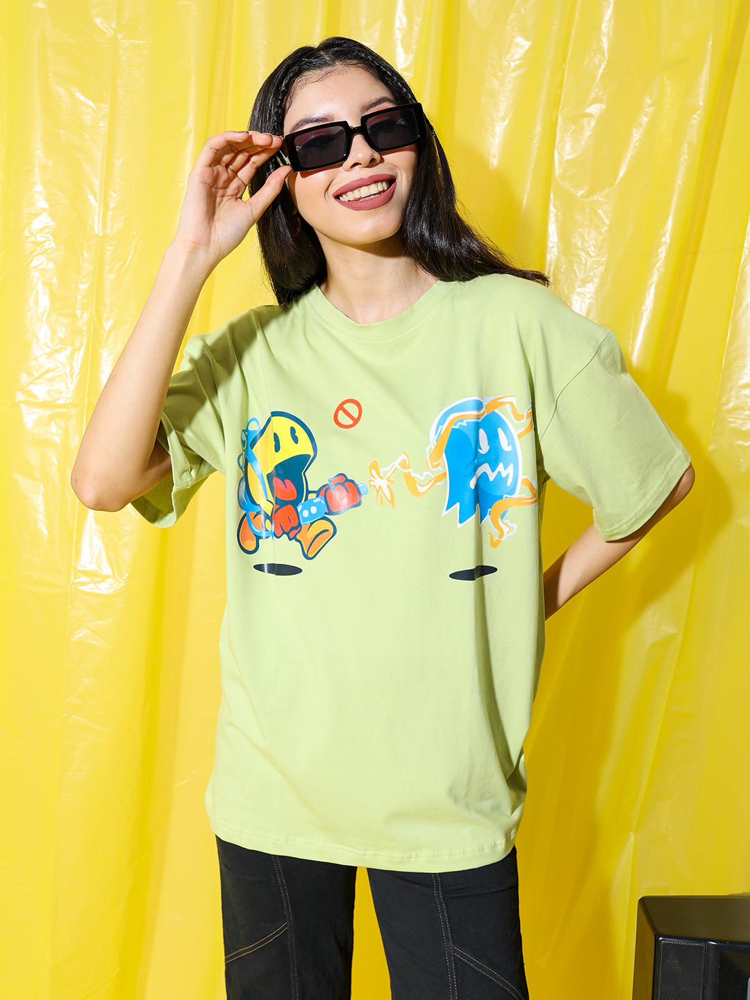 

Stylecast X Hersheinbox Pac-Man Printed Relaxed Fit Drop-Shoulder Sleeves Cotton T-shirt, Green