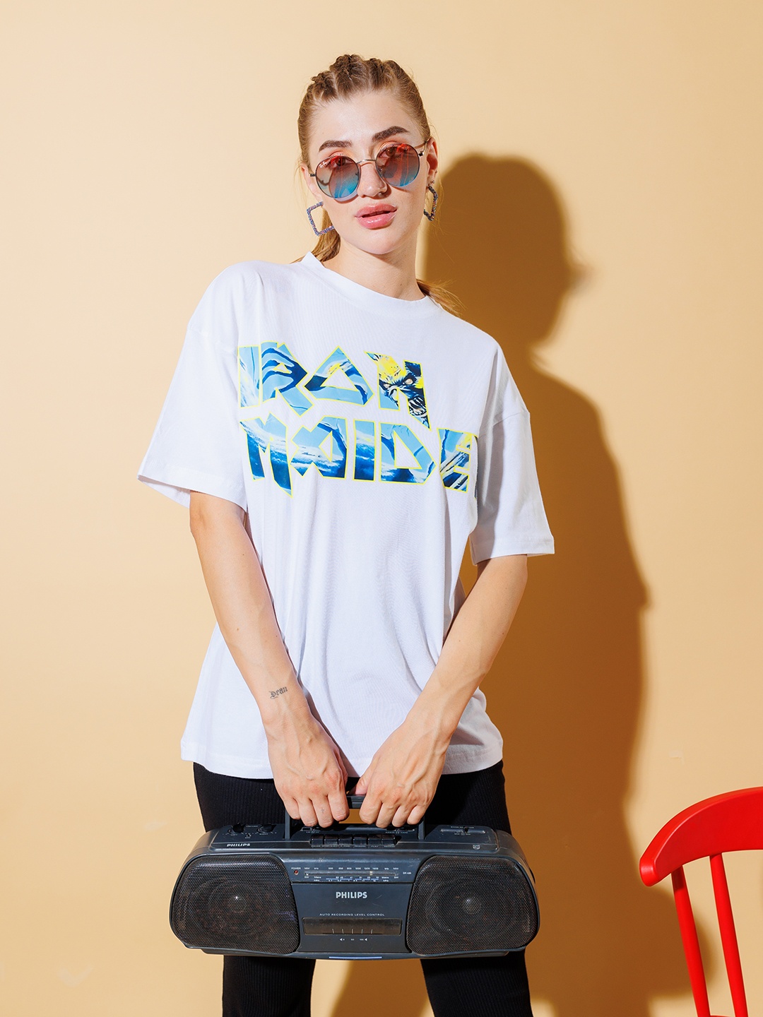 Stylecast X Hersheinbox Pure Cotton Graphic Printed Drop-Shoulder Sleeves T-shirt, White