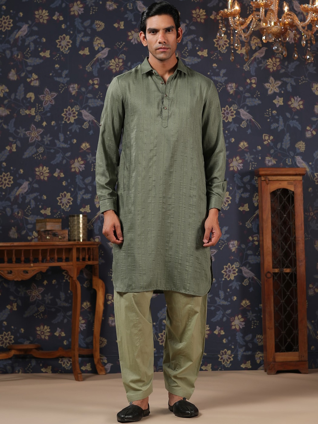 

House of Pataudi Woven Design Pathani Kurta With Pyjama, Olive