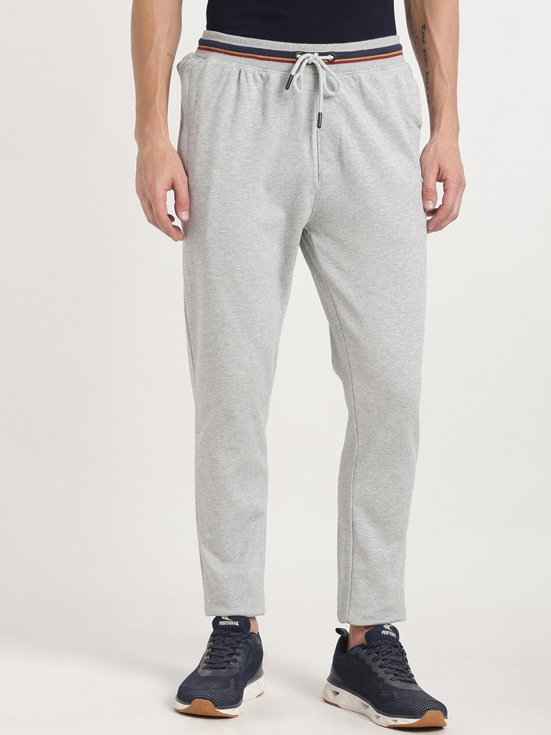 

Indian Terrain Men Mid-Rise Slim-Fit Track Pants, Grey